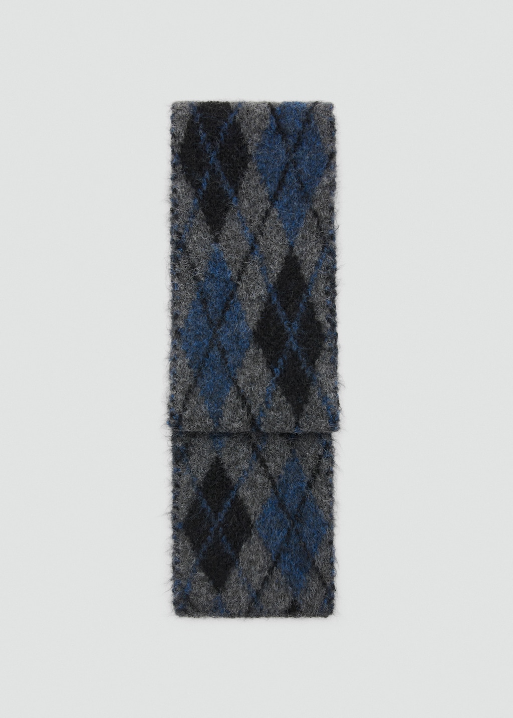 Argyle-patterned knit scarf