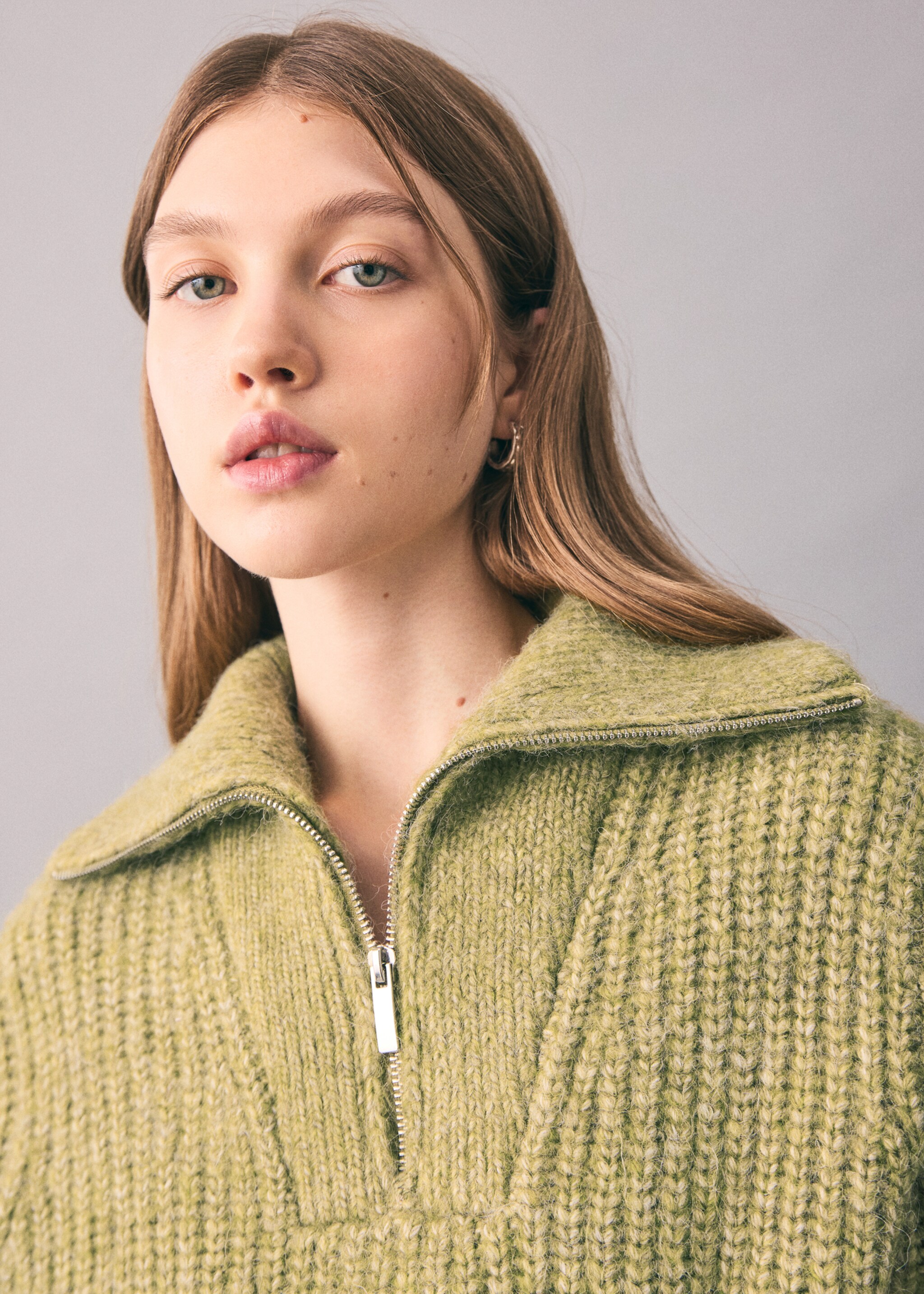 Knitted sweater with perkins neck - Details of the article 1, Lime. Ref: 17007130-00.