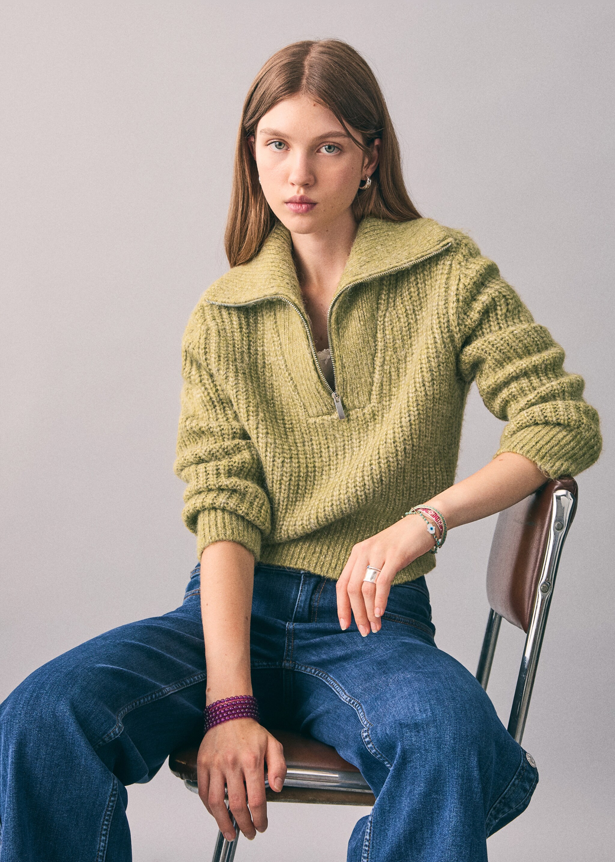 Knitted sweater with perkins neck - Details of the article 2, Lime. Ref: 17007130-00.