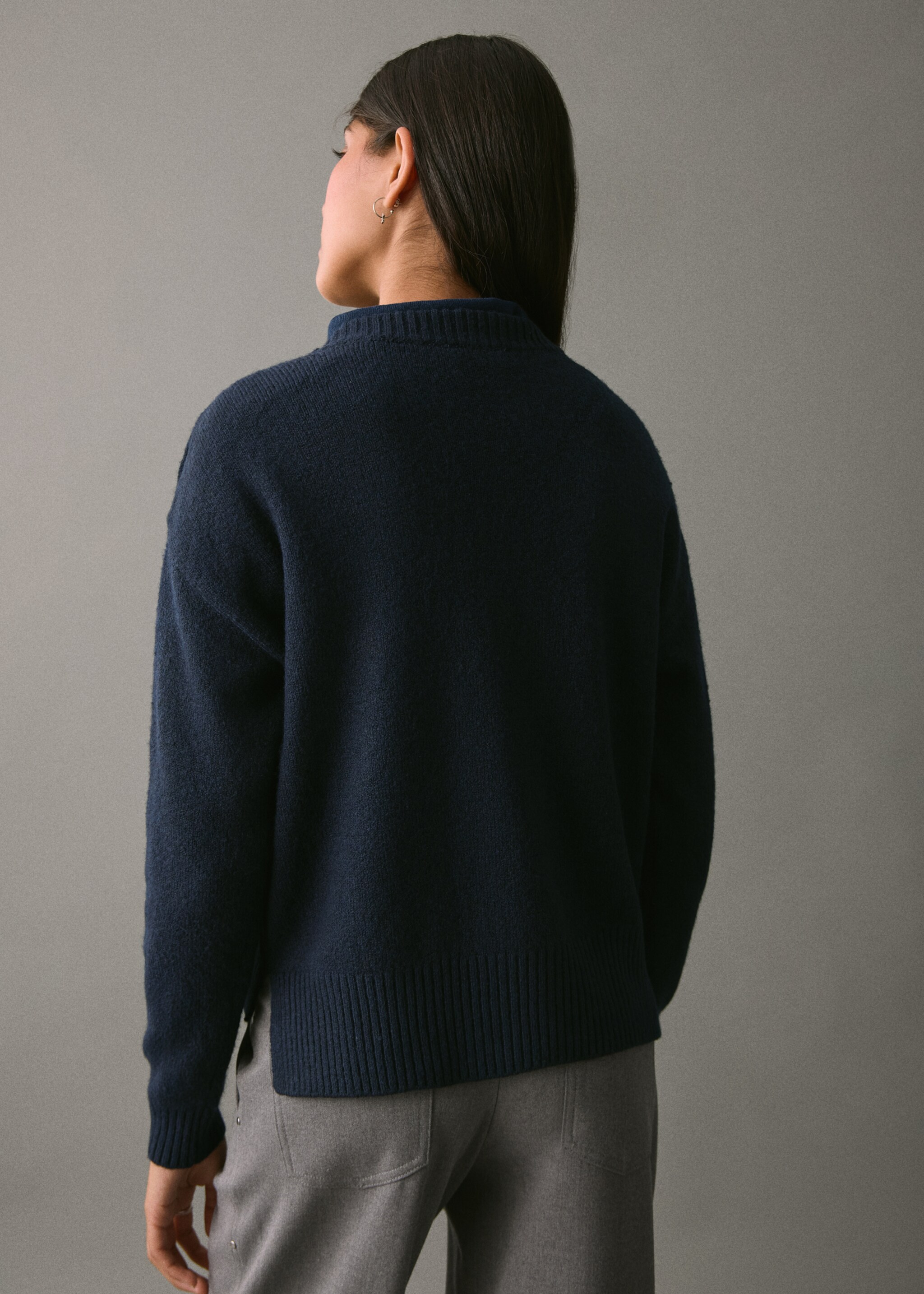 Buttons detail knit sweater - Reverse of the article, Navy. Ref: 17007133-00.