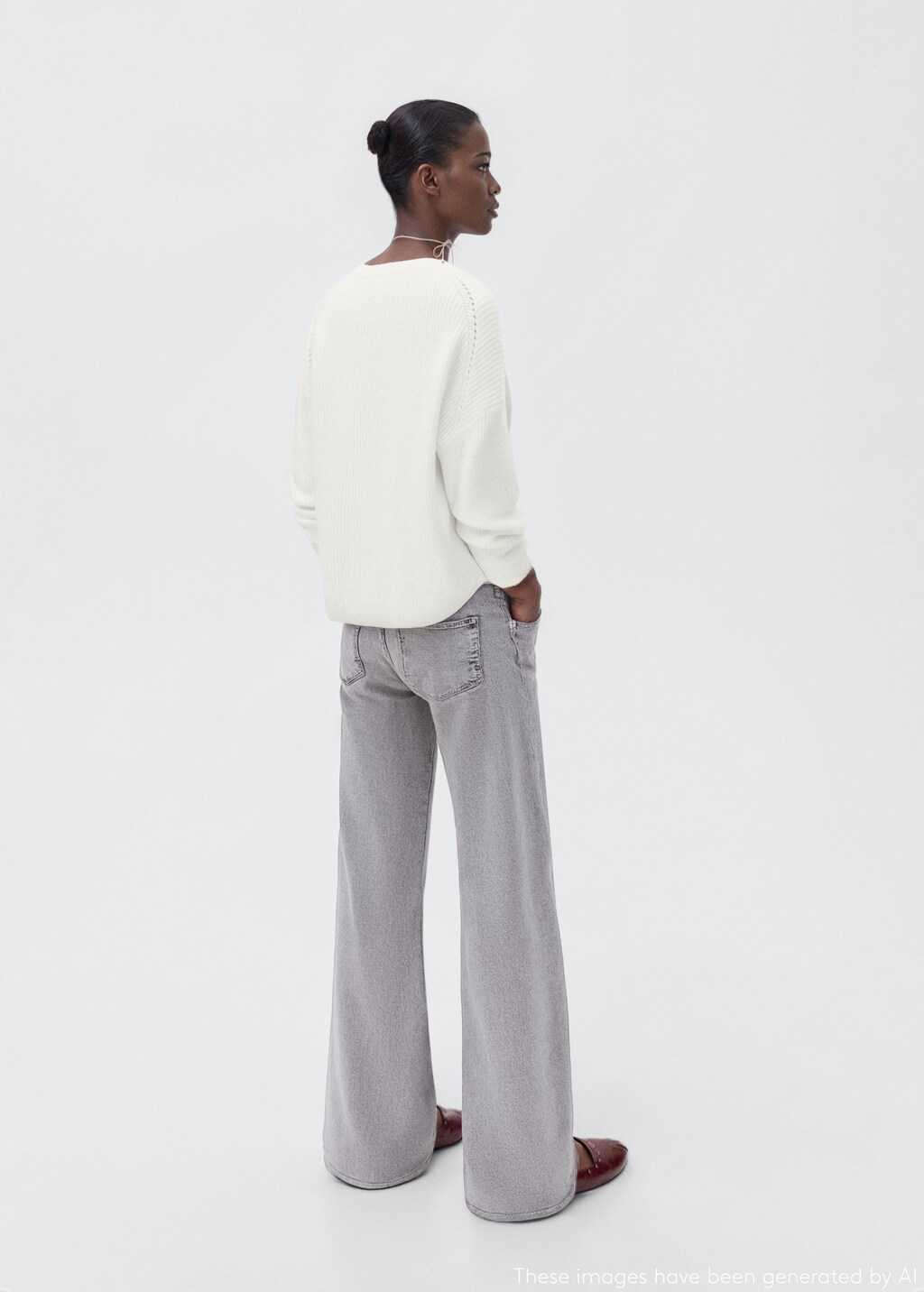 Long-sleeve knitted sweater