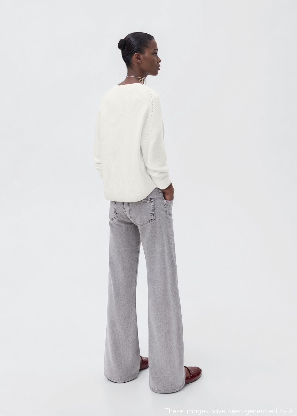 Long-sleeve knitted sweater