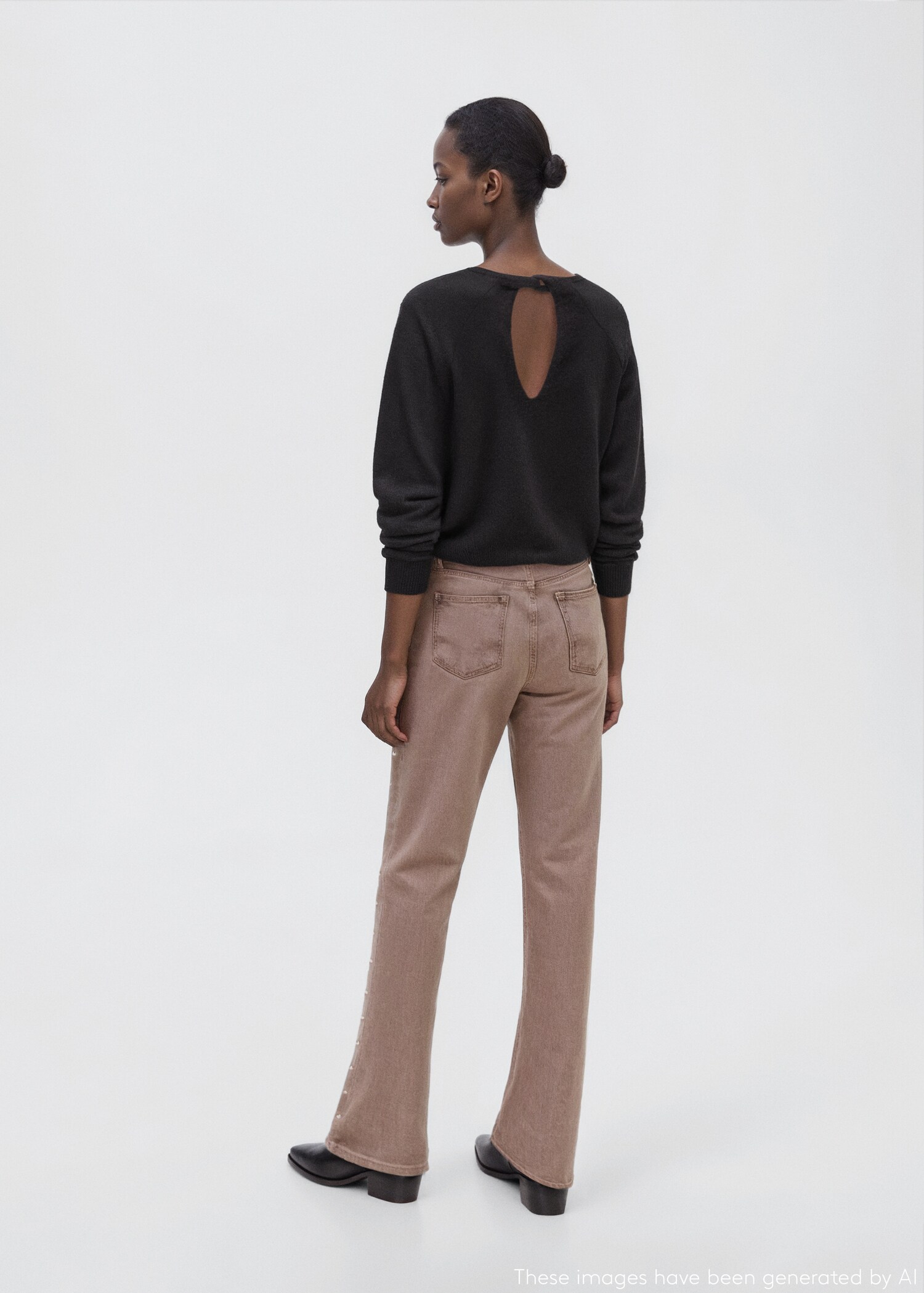 Wool-blend knit sweater - Reverse of the article