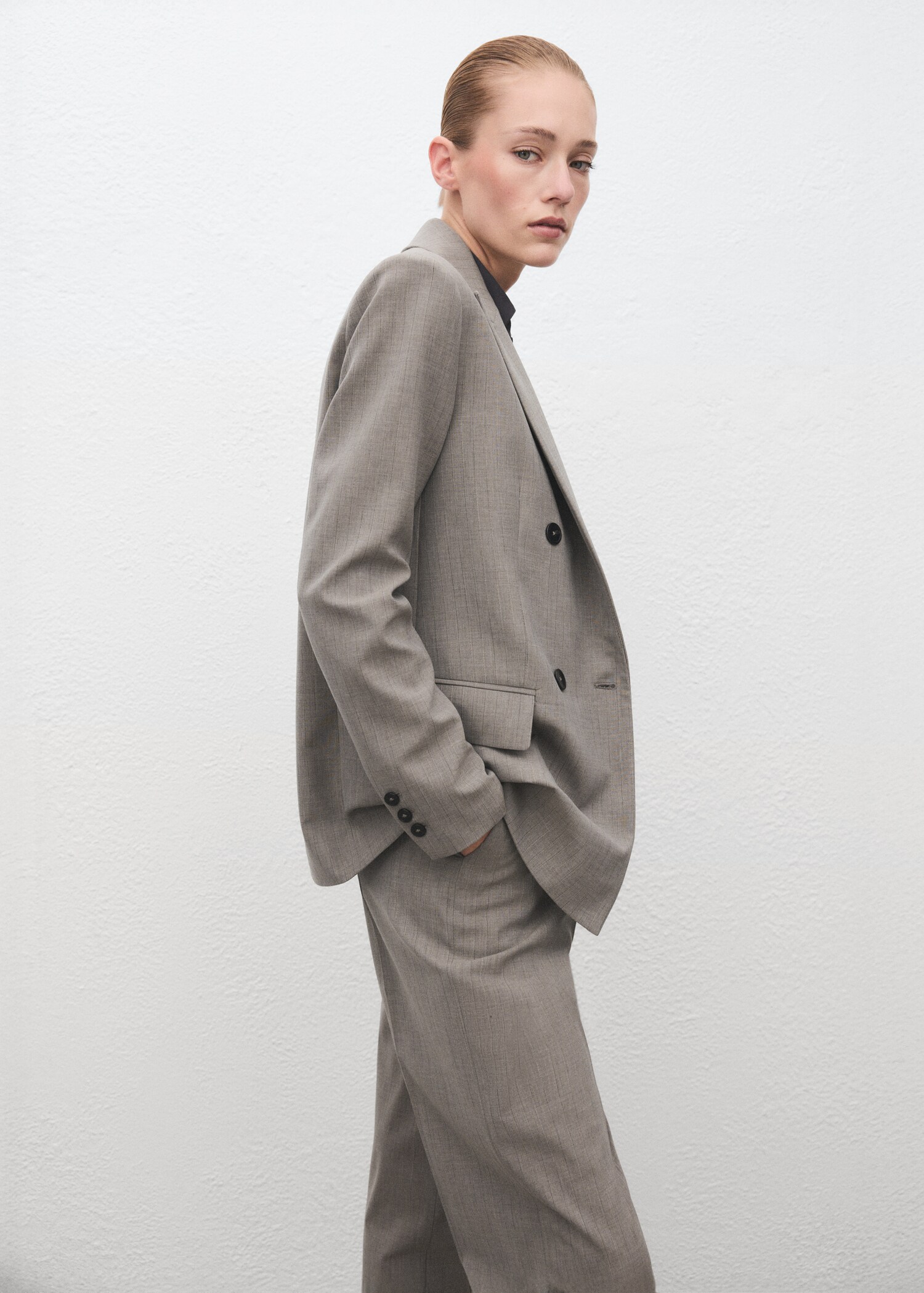 Double-breasted wool blend suit jacket - Details of the article 2