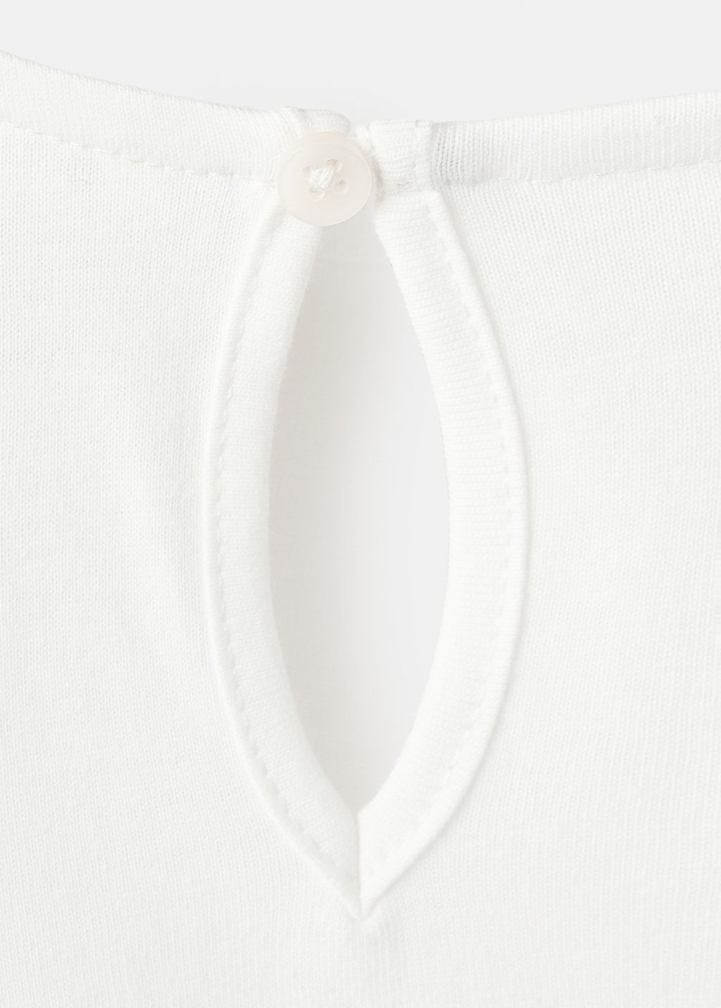 T-shirt with lace details