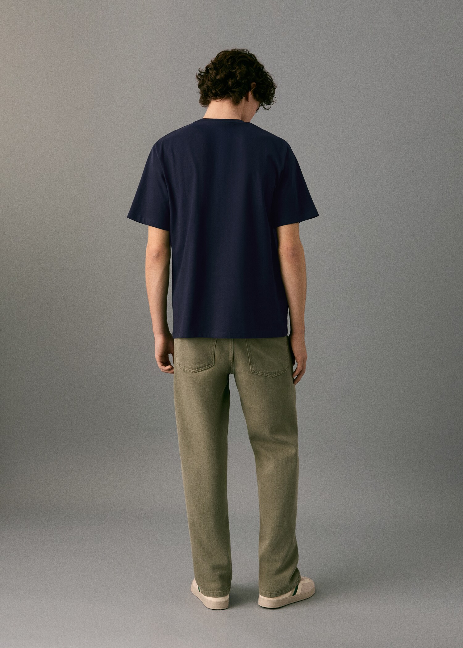 Cotton t-shirt with embroidered fish - Reverse of the article