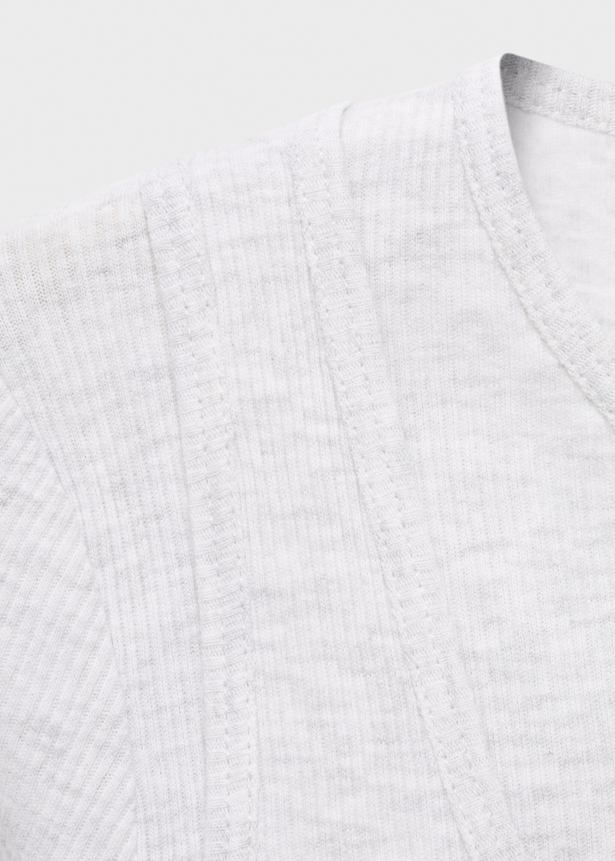 Camiseta capas - Detalle del artículo 8, Gris claro vigoré. Ref: 17007779-00.