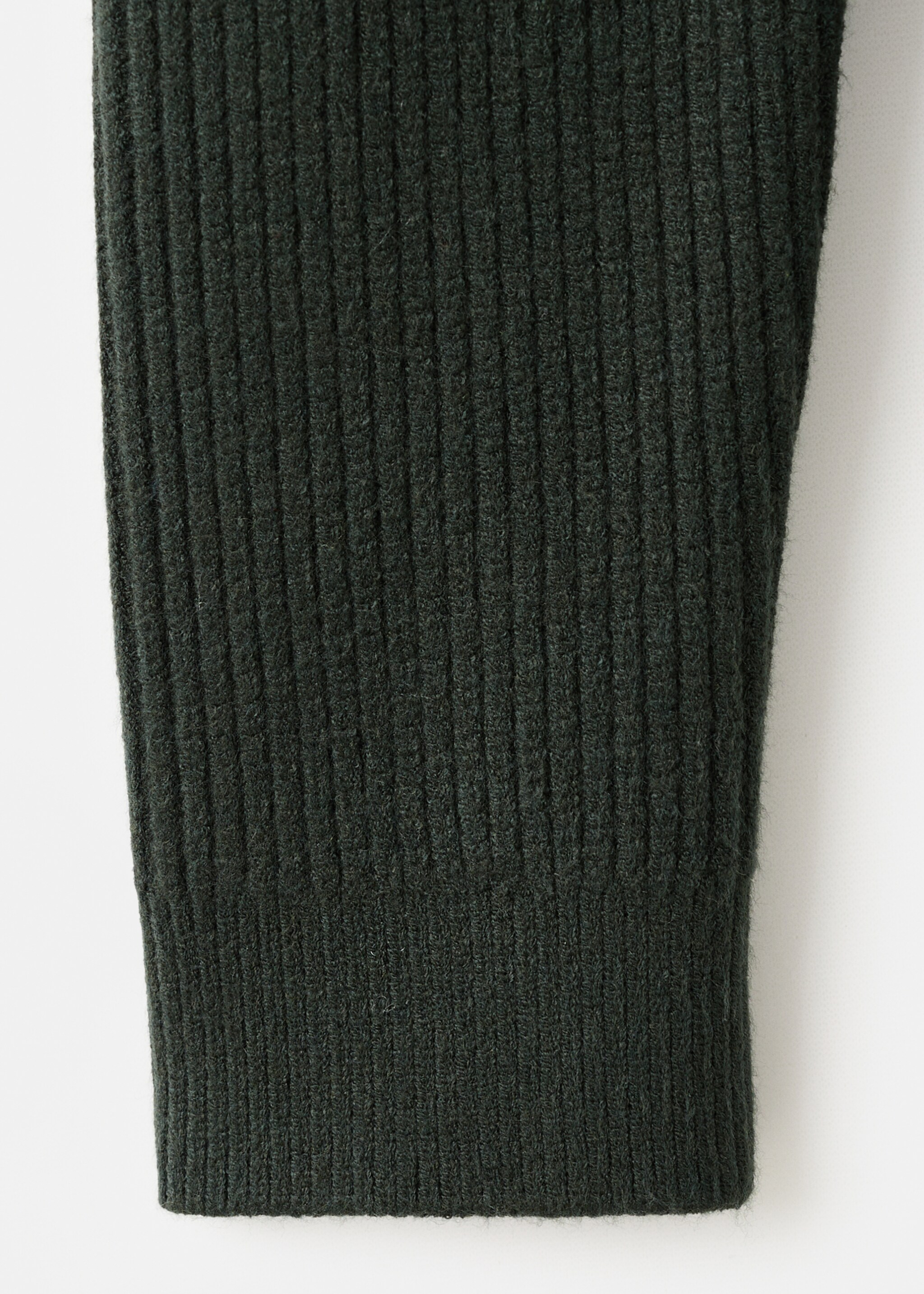 Pull en maille côtelée à col polo et boutons - Détail de l'article 0, Vert foncé. Ref: 17007786-00.