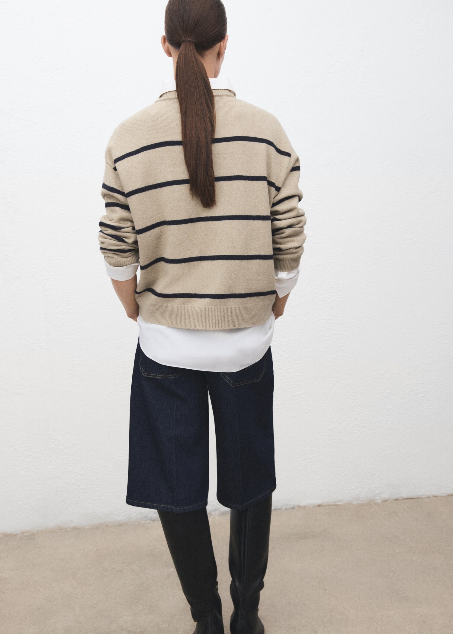 Knit striped sweater - Reverse of the article