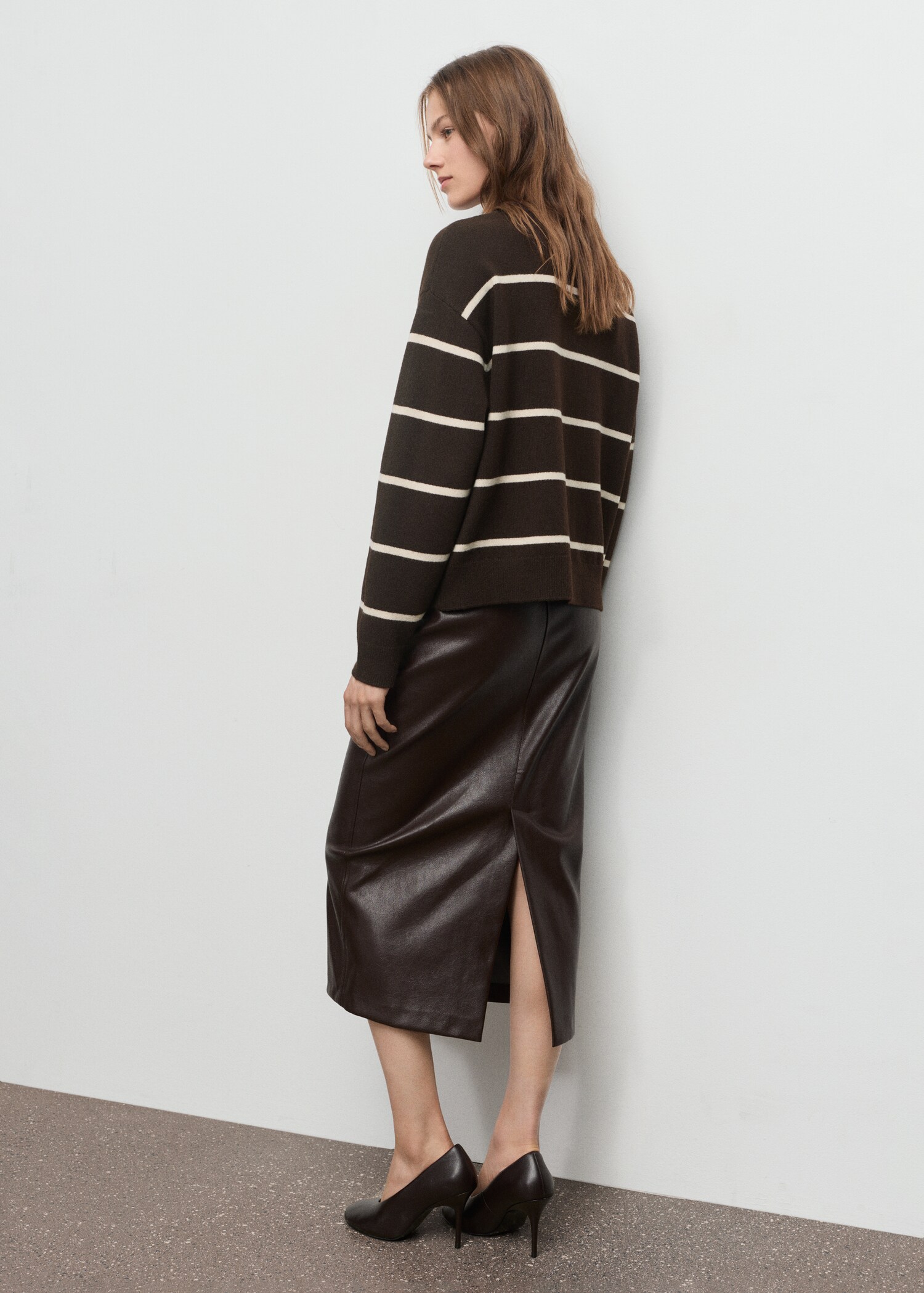 Knit striped sweater - Reverse of the article