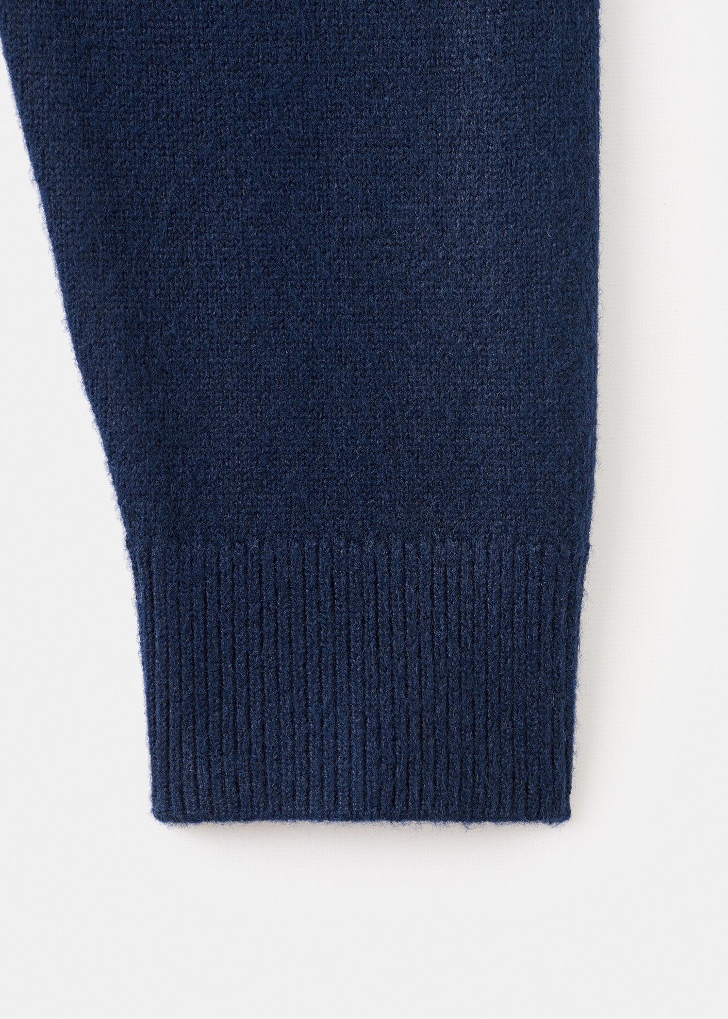 Medium-knit sweater - Details of the article 0