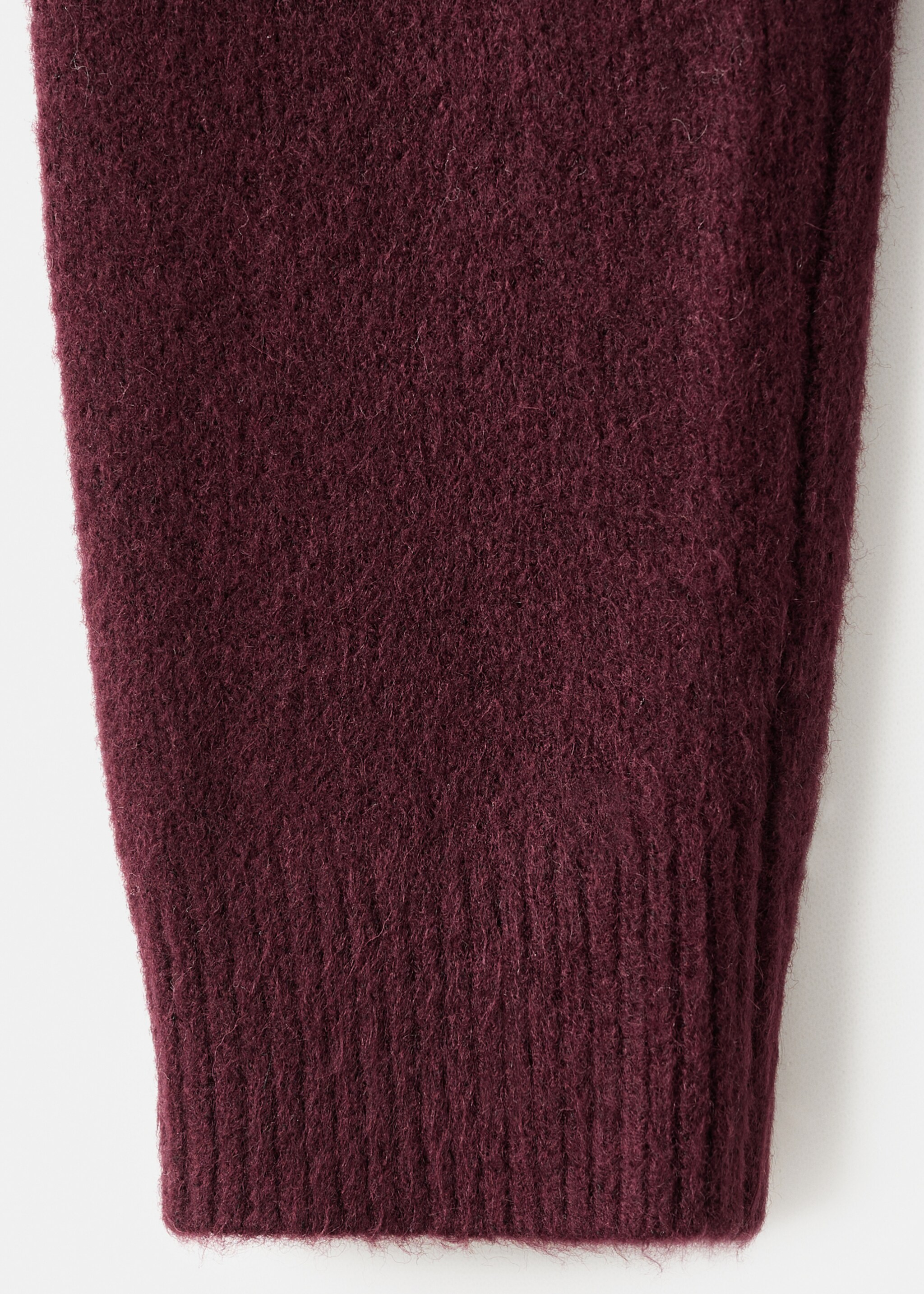Pull en maille moyenne - Détail de l'article 0, Grenat. Ref: 17007792-00.