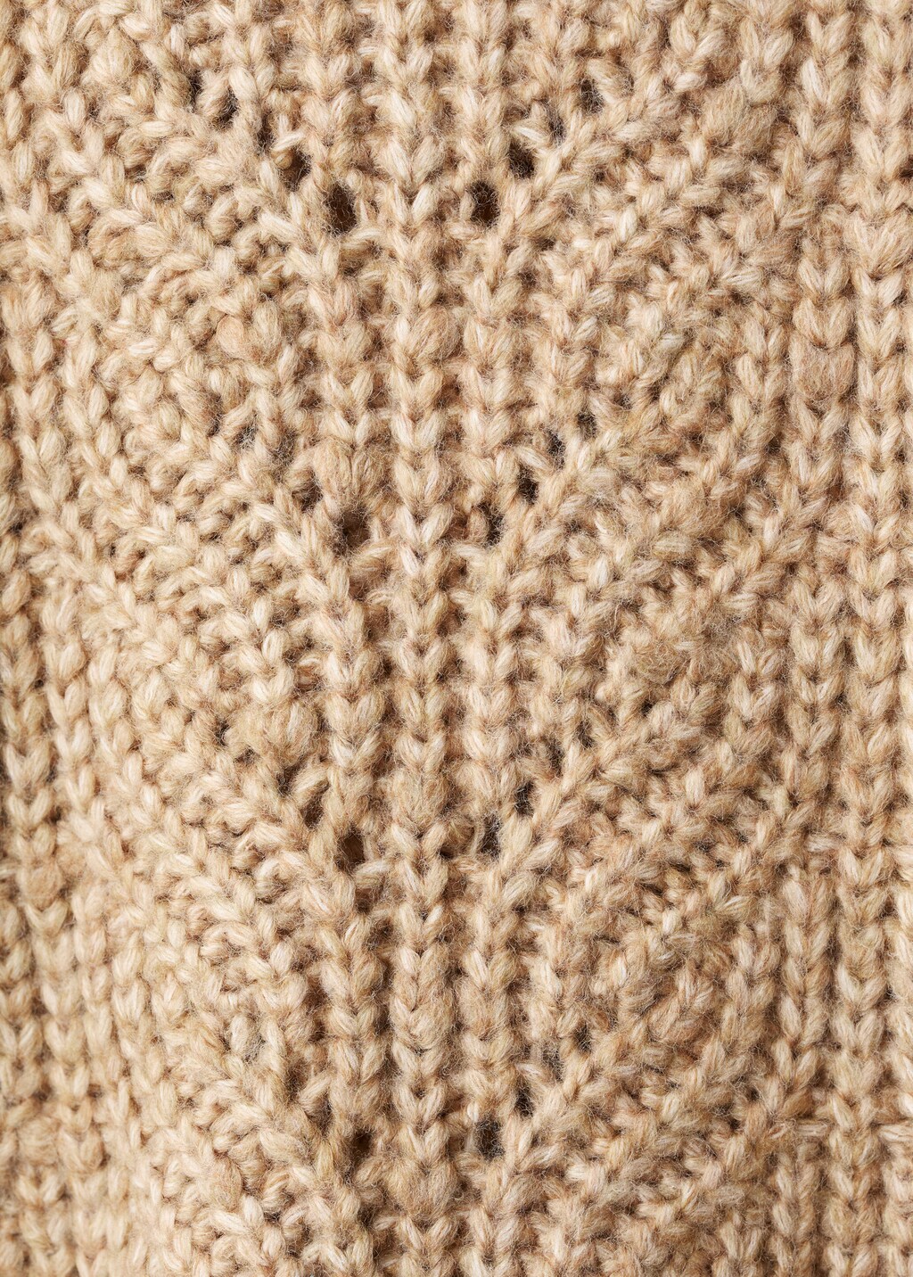 Chunky-knit sweater