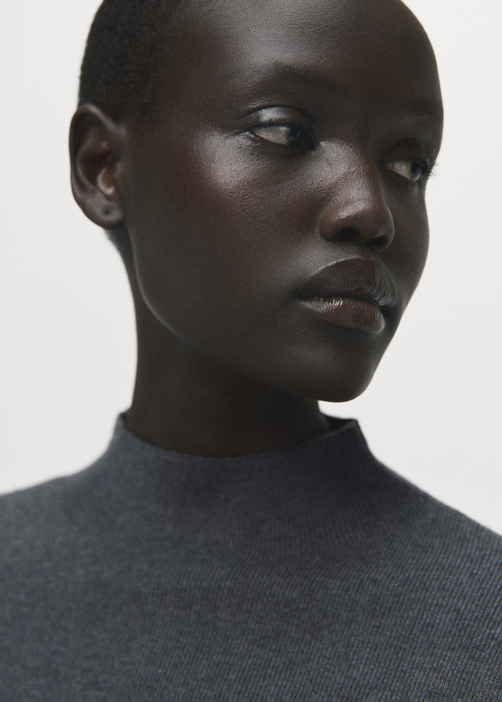 Mango Fitted sweater with perkins neck