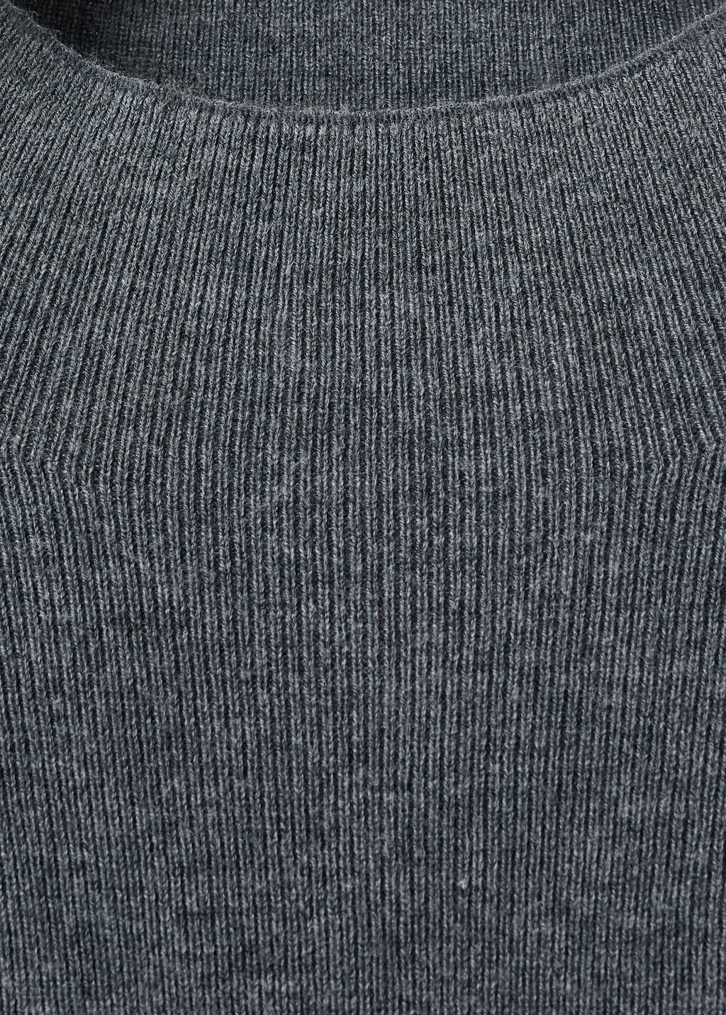 Mango Fitted sweater with perkins neck