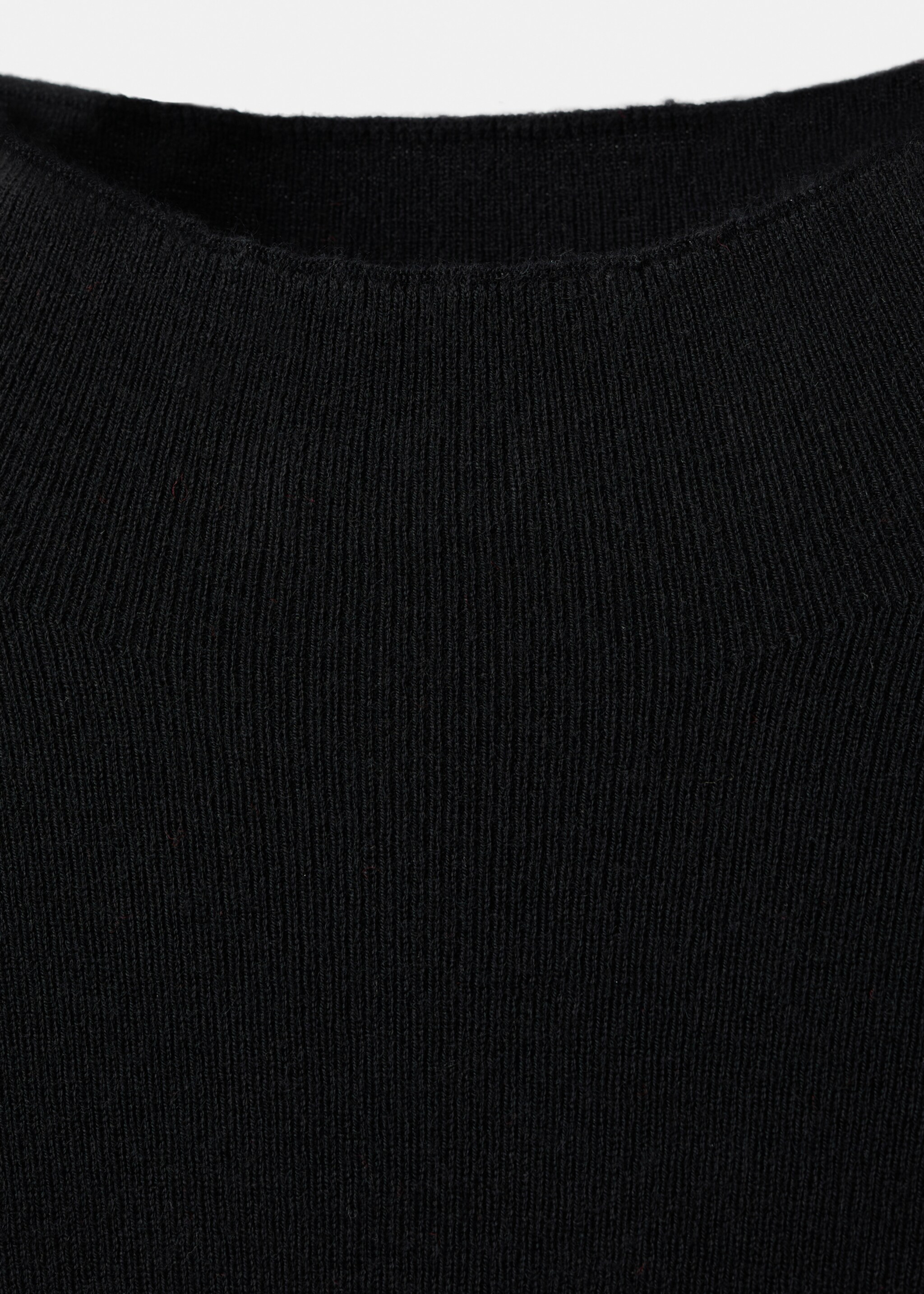 Pull cintré à col cheminée - Détail de l'article 8, Noir. Ref: 17007802-00.