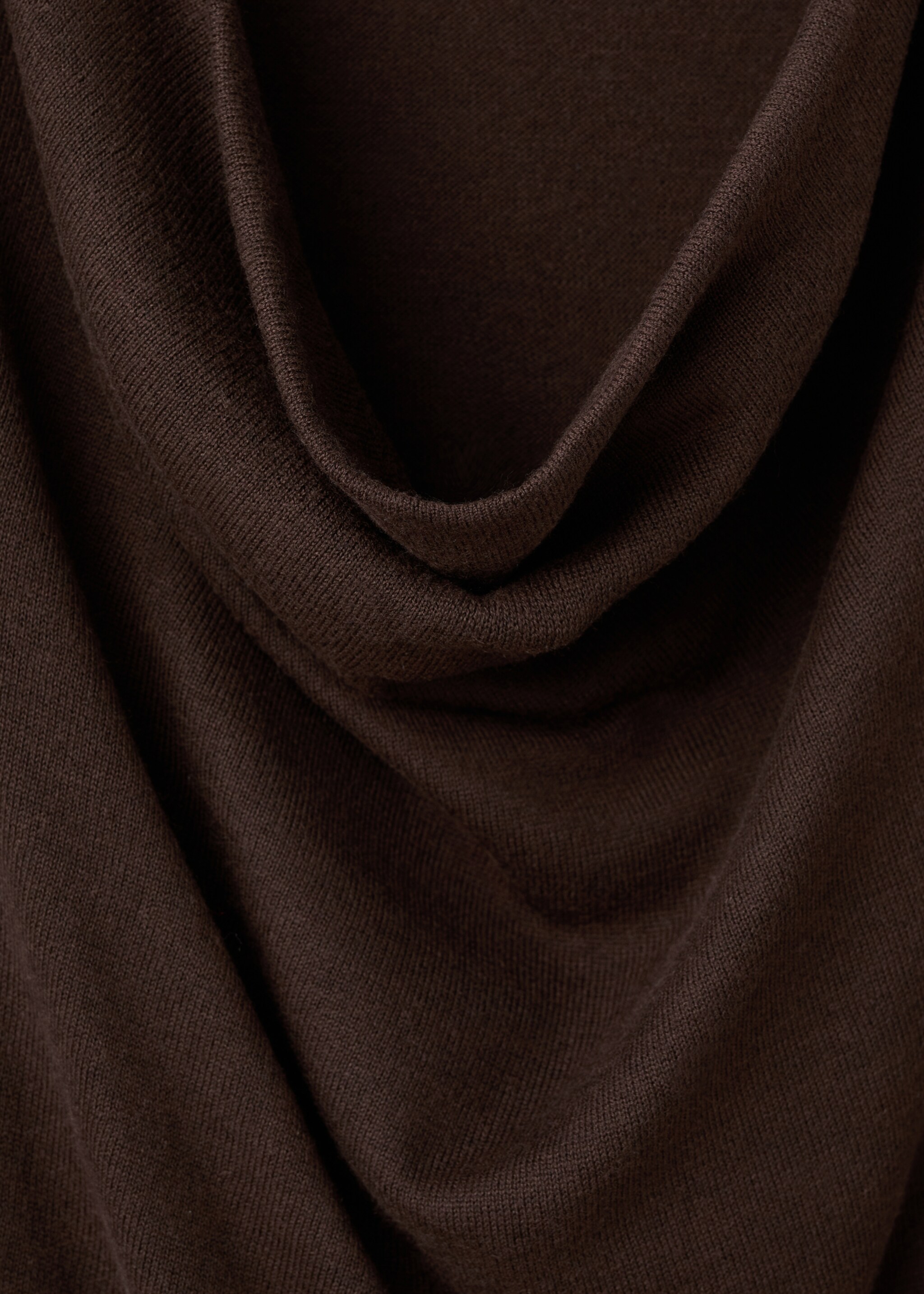 Cowl neck sweater - Details of the article 8, Chocolate. Ref: 17007803-00.