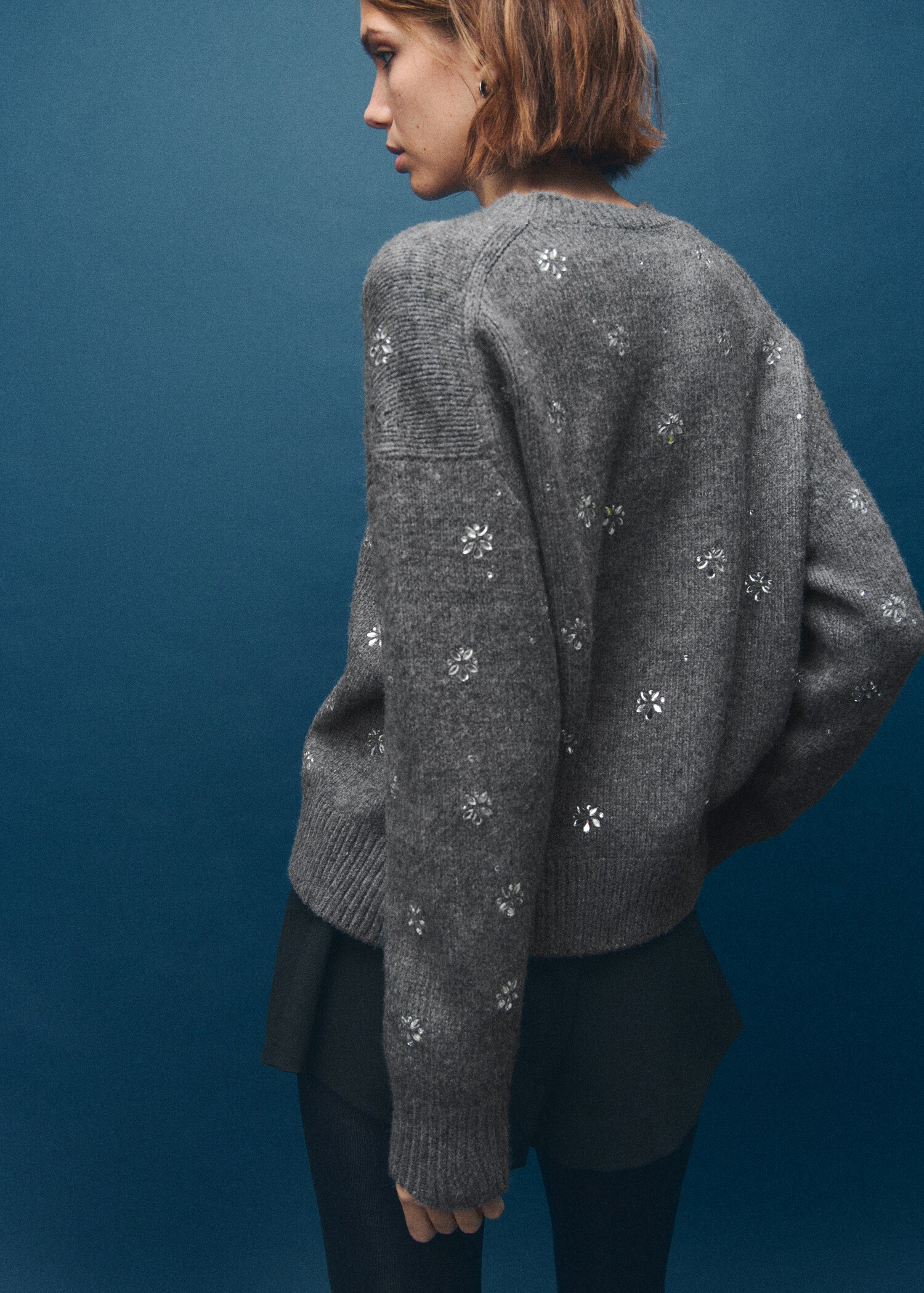 Pull-over détail à cristaux - Verso de l’article