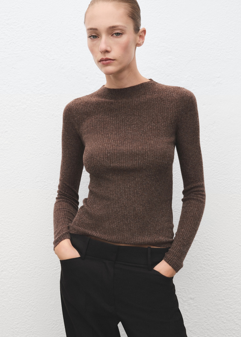 Ribbed sweater with perkins neck