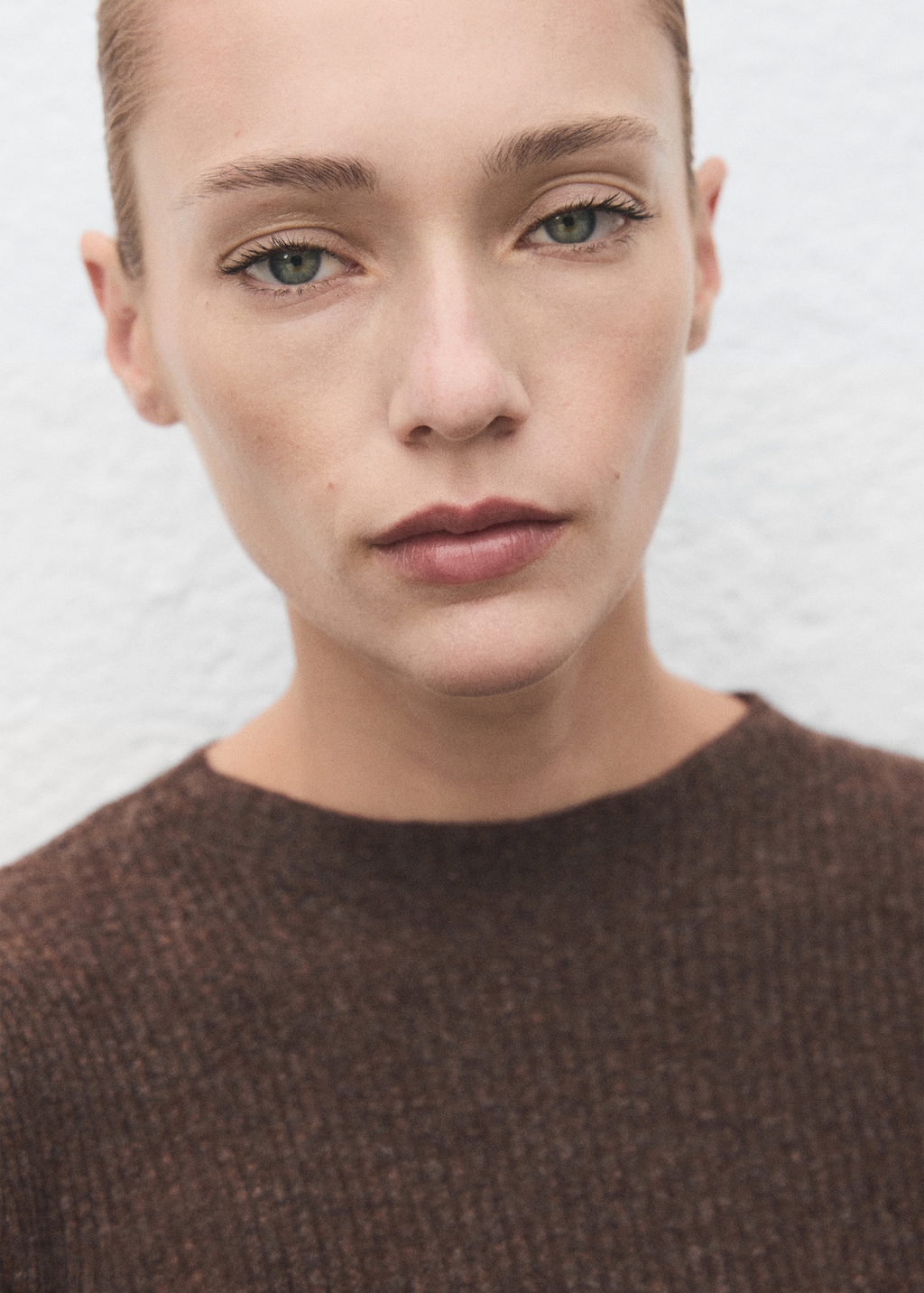 Ribbed sweater with perkins neck