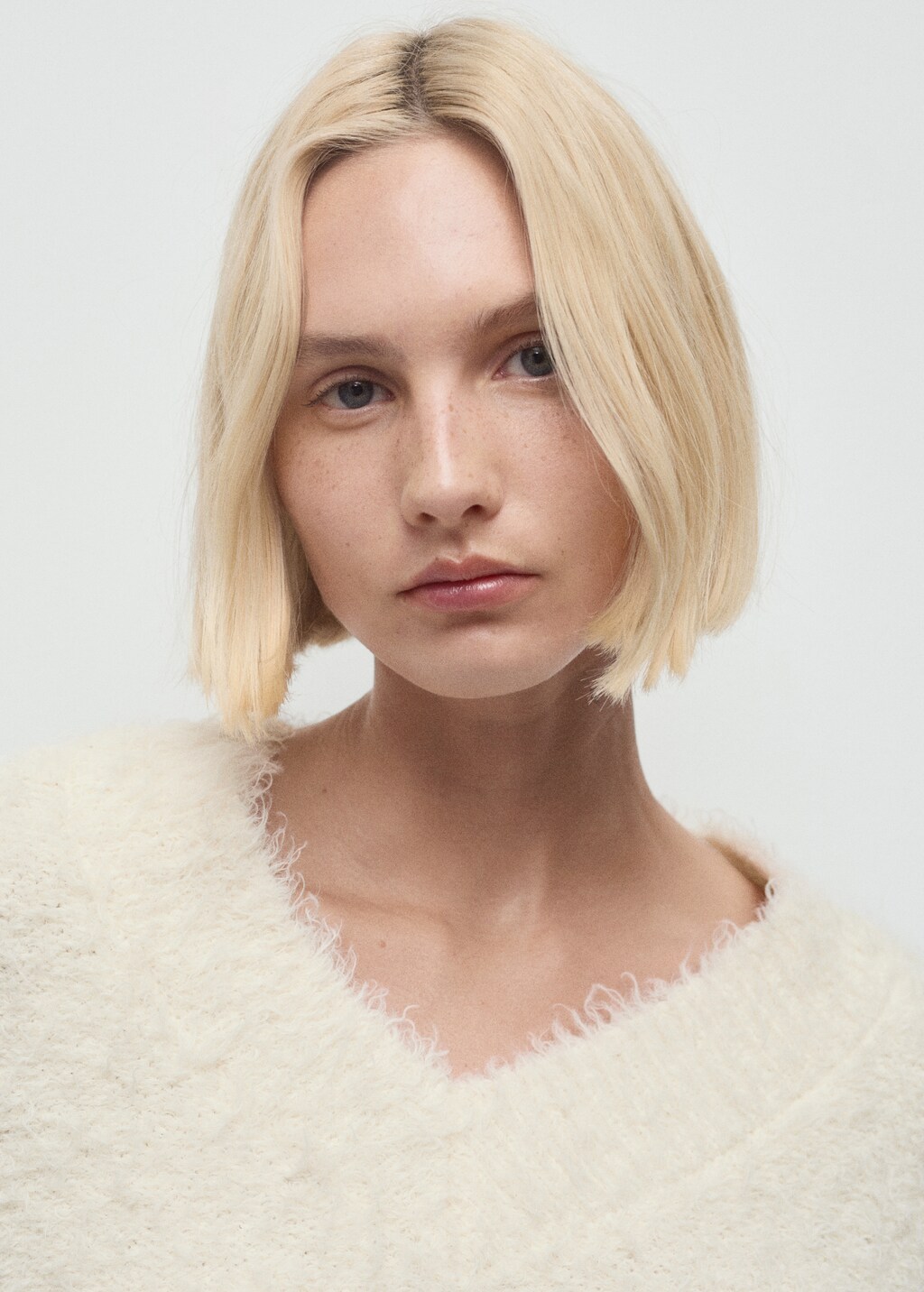 Fur-effect knitted sweater