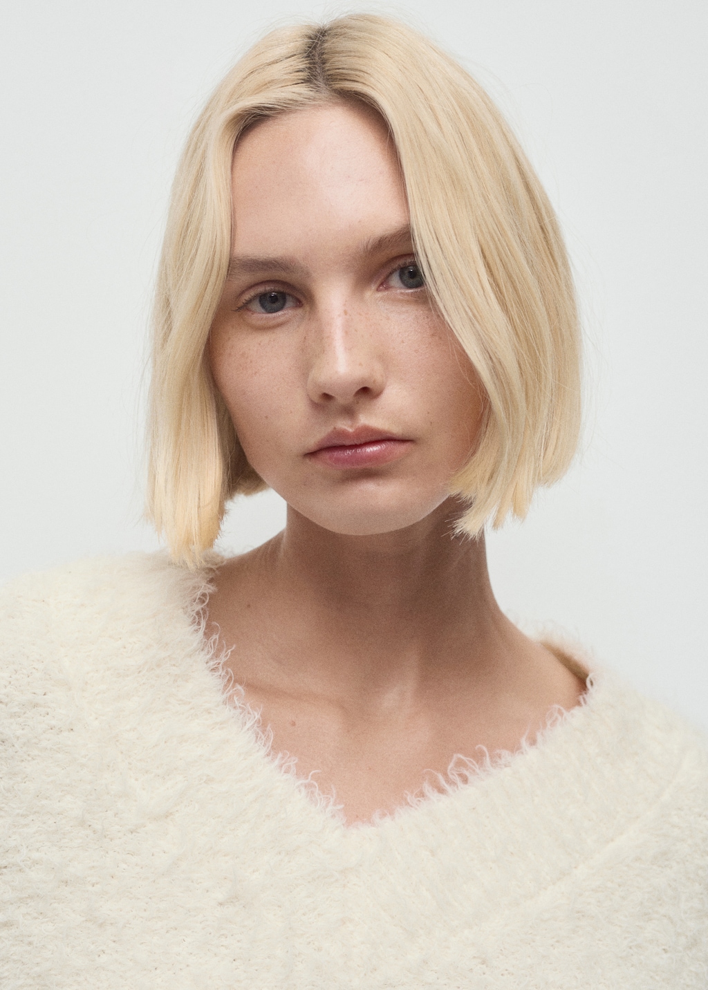 Fur-effect knitted sweater