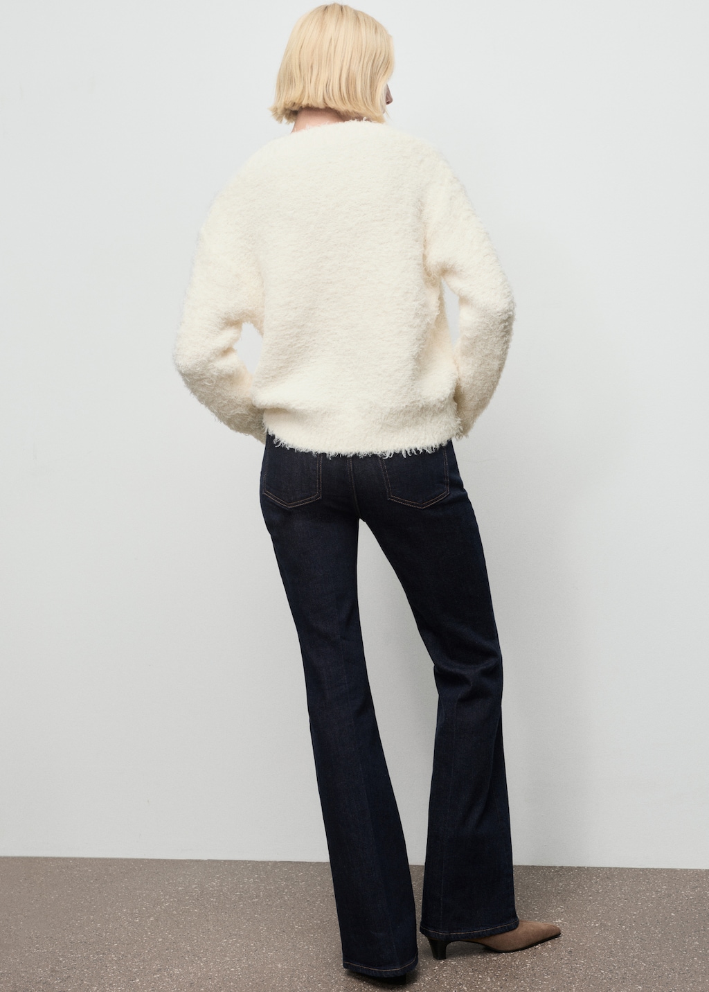 Fur-effect knitted sweater