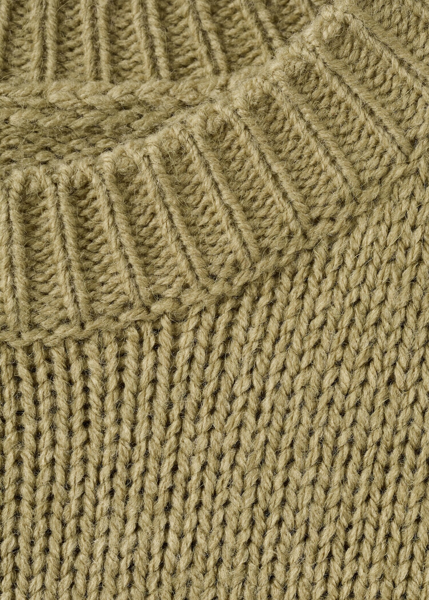 Oversized chunky-knit sweater - Details of the article 8