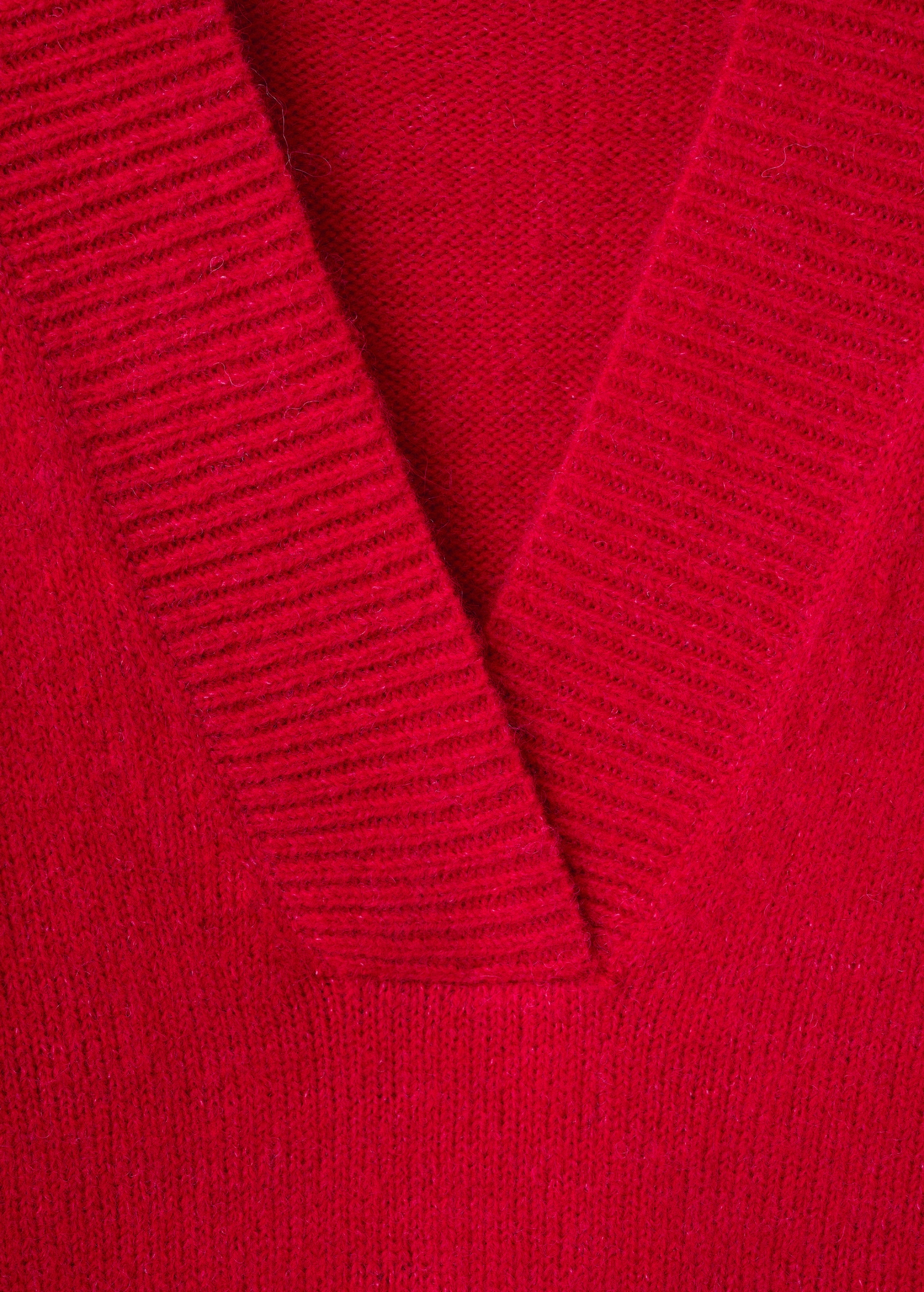 Grobstrickpullover mit V-Ausschnitt - Detail des Artikels 8