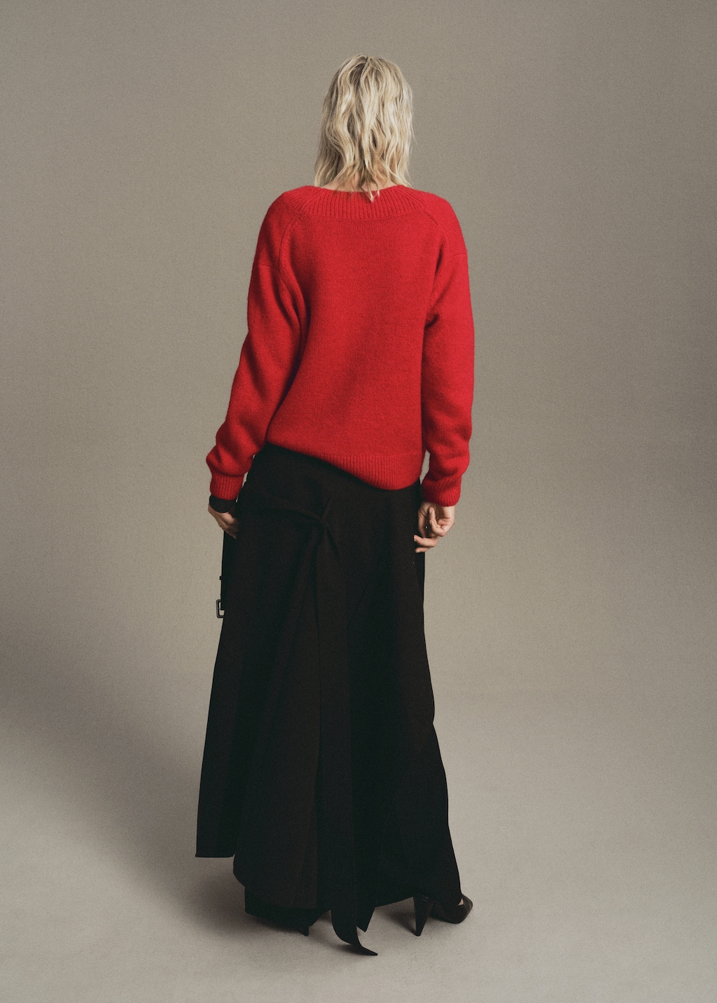 Chunky-knit V-neck sweater