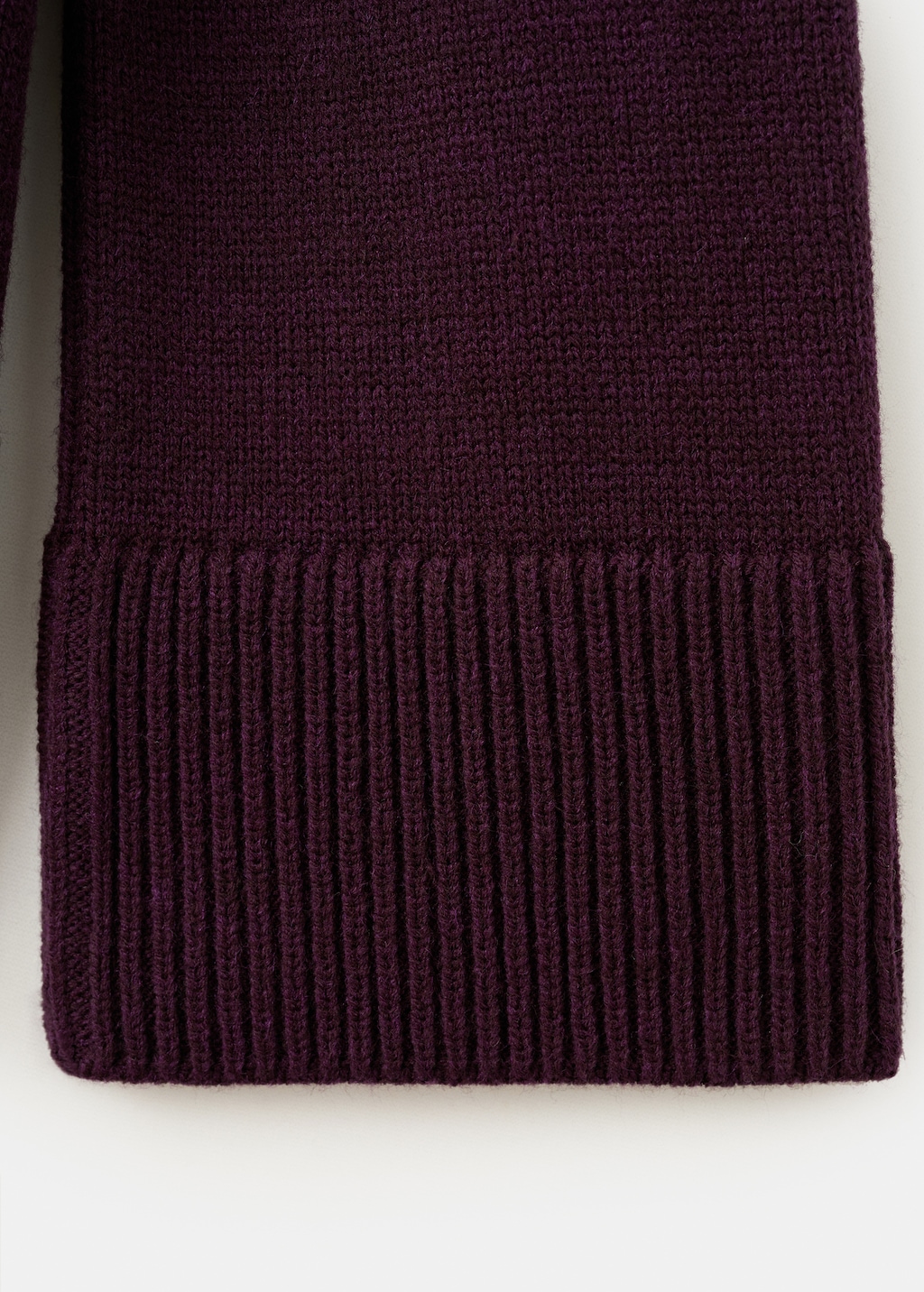 Turtleneck sweater with slits - image 4