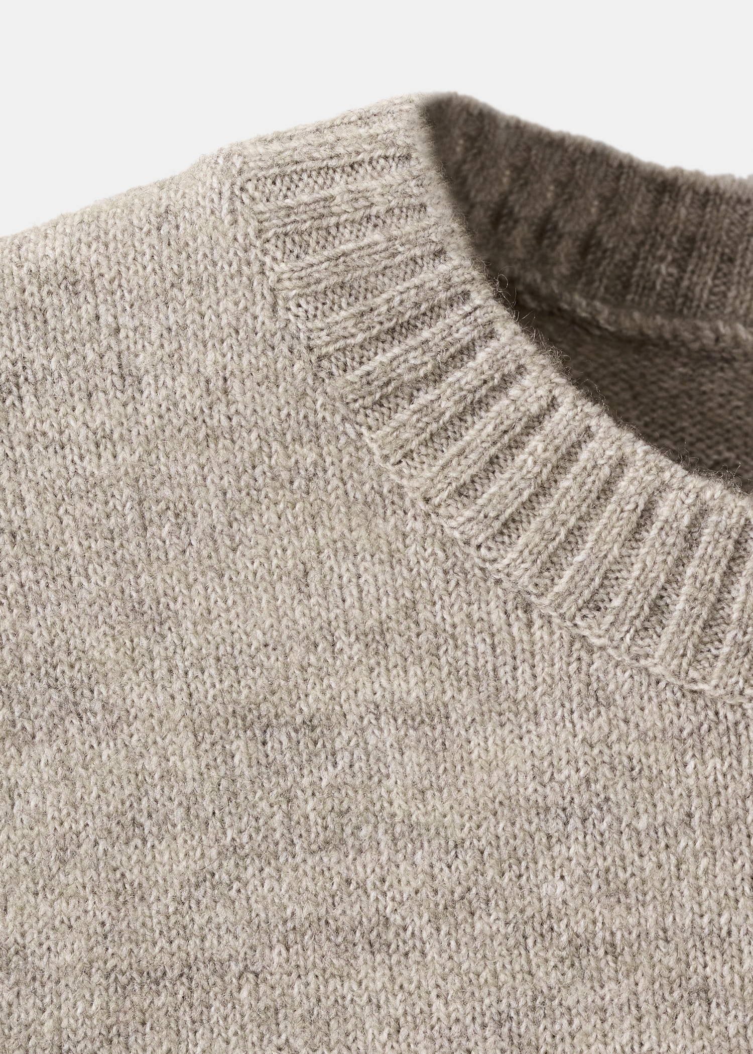 Short-sleeved knitted sweater - Details of the article 8