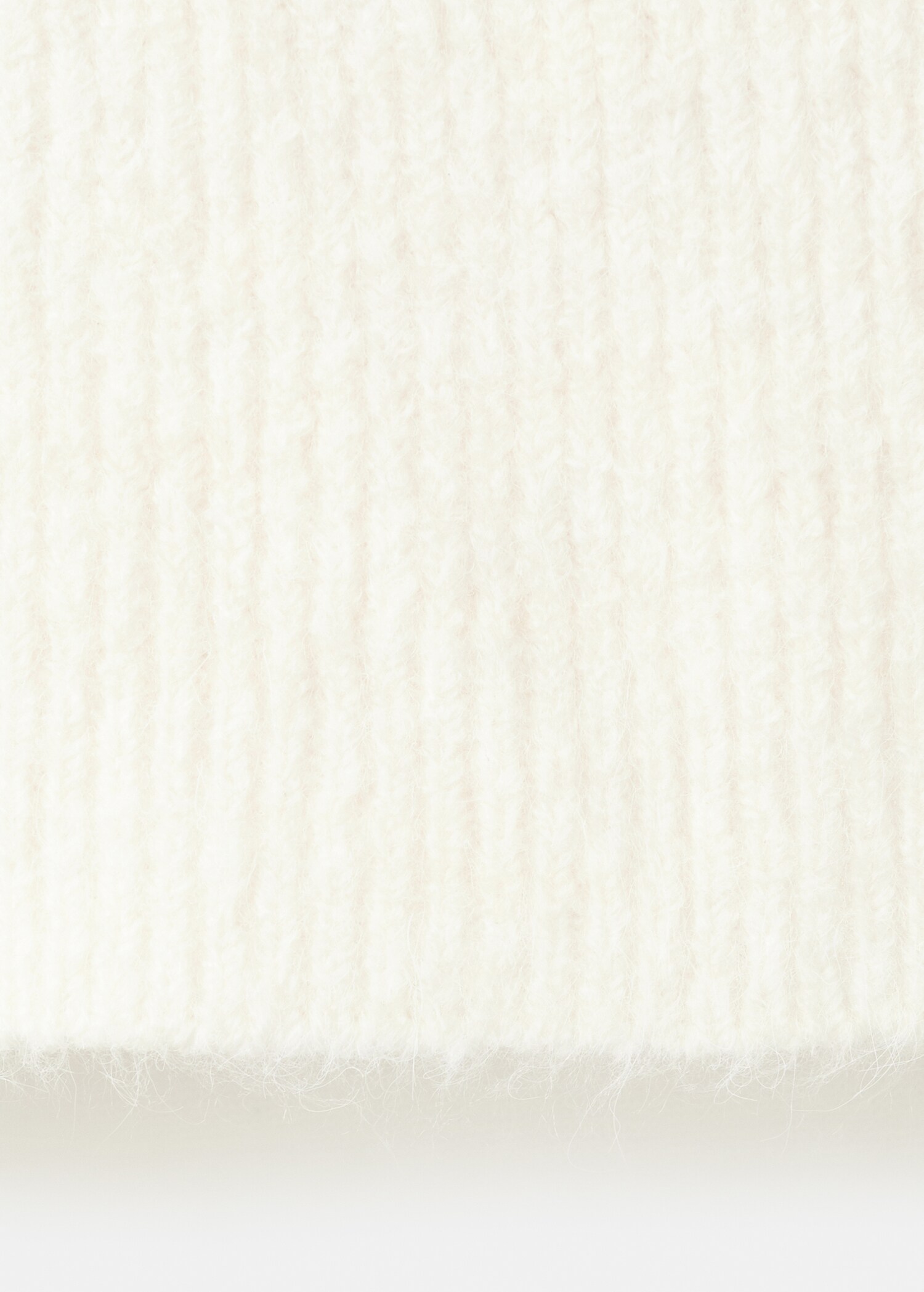Knitted ribbed sweater - Details of the article 0
