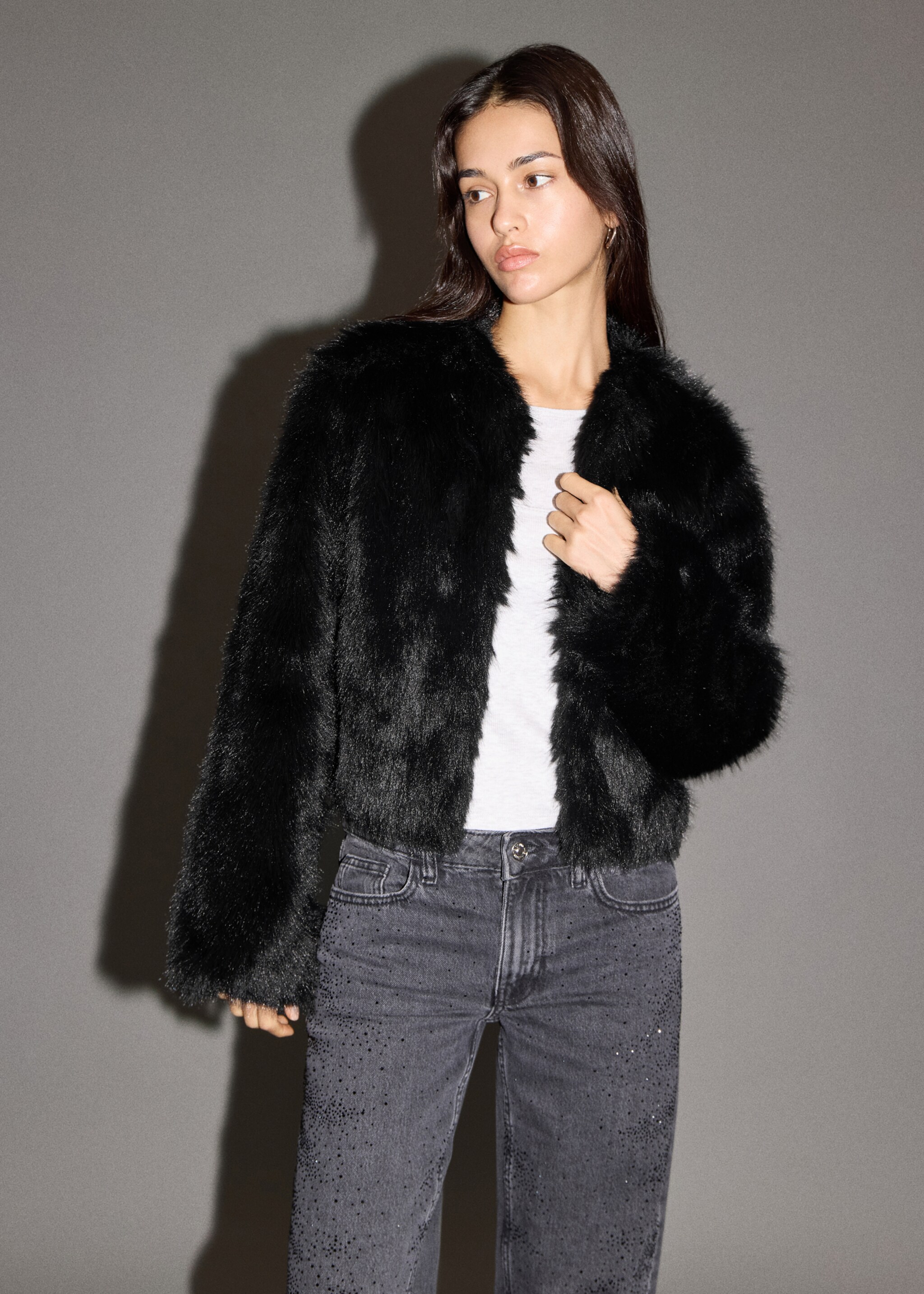 Short fur effect coat - Medium plane, Black. Ref: 17007887-00.