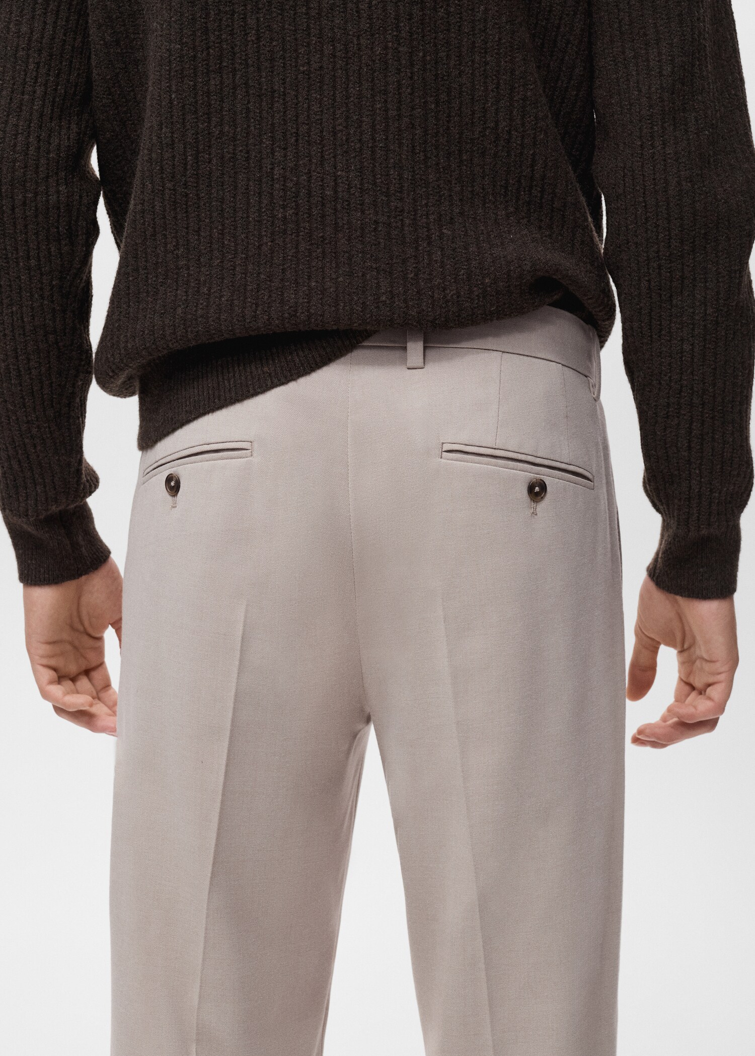Regular-fit pleated trousers - Details of the article 6
