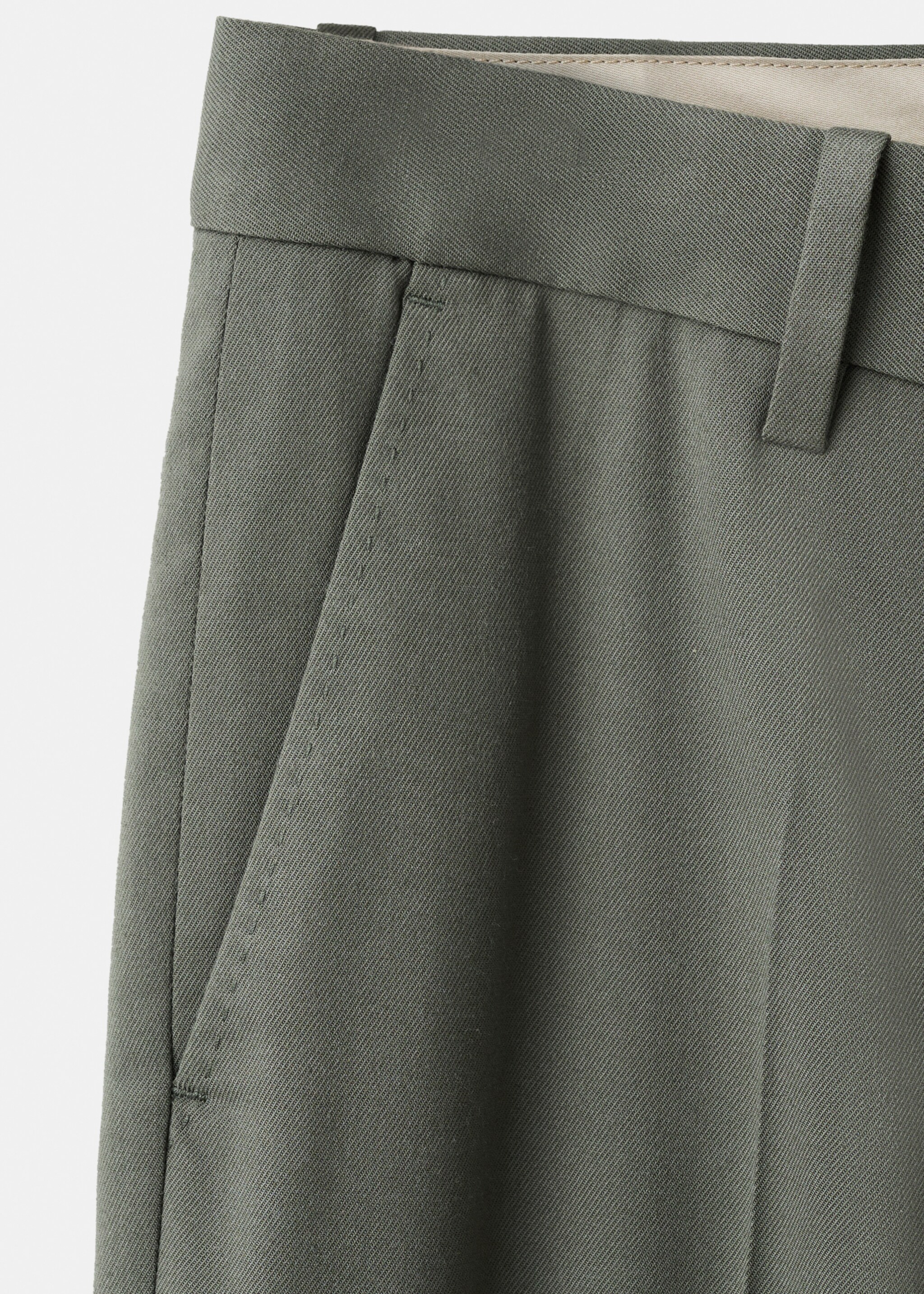 Regular-fit pleated trousers - Details of the article 0, Dark Green. Ref: 17007890-00.