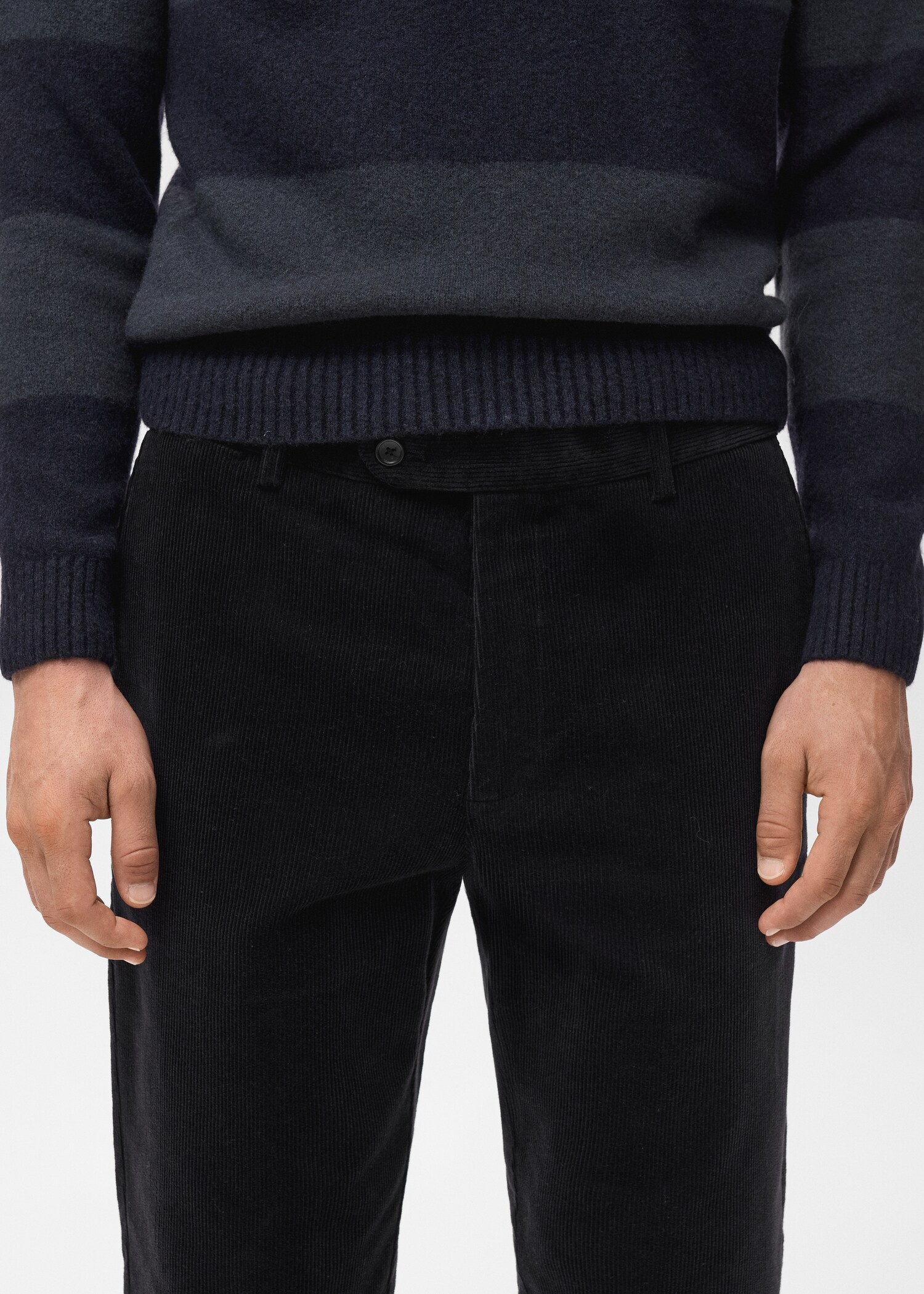 Trousers voyage - Details of the article 1