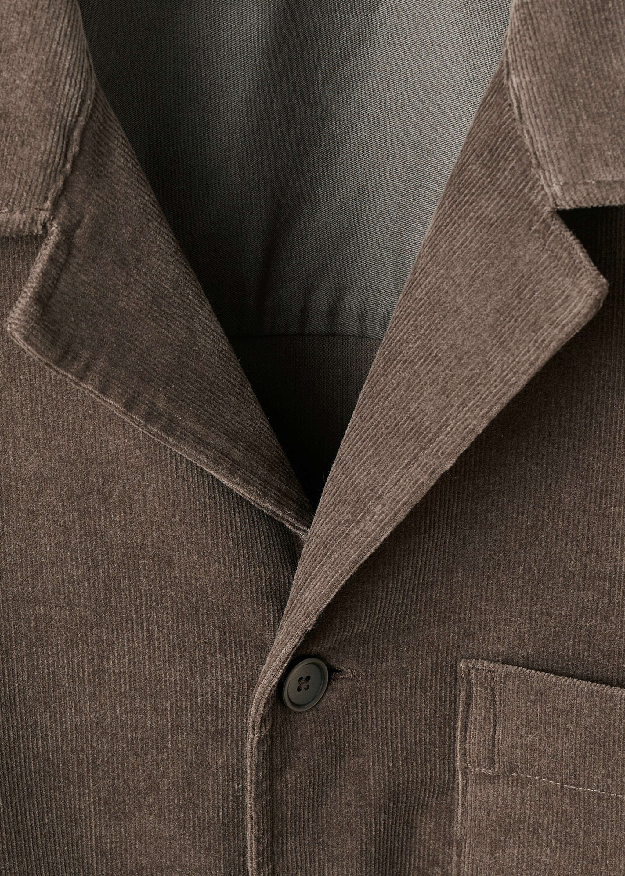 Chaqueta voyage - Detalle del artículo 8, Gris visón. Ref: 17007892-00.