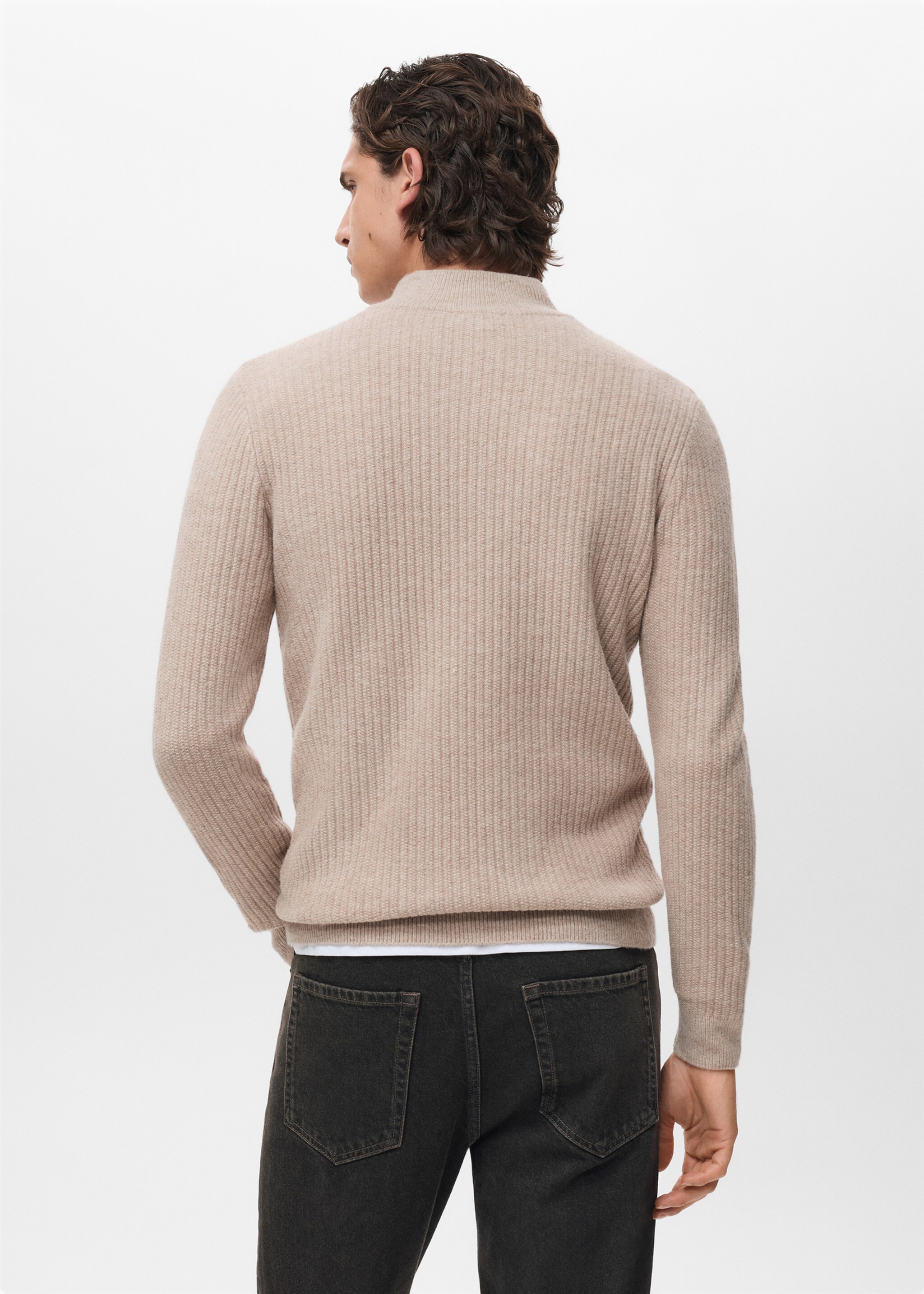 Ribbed sweater with zip neck - Reverse of the article, Sand. Ref: 17007899-00.