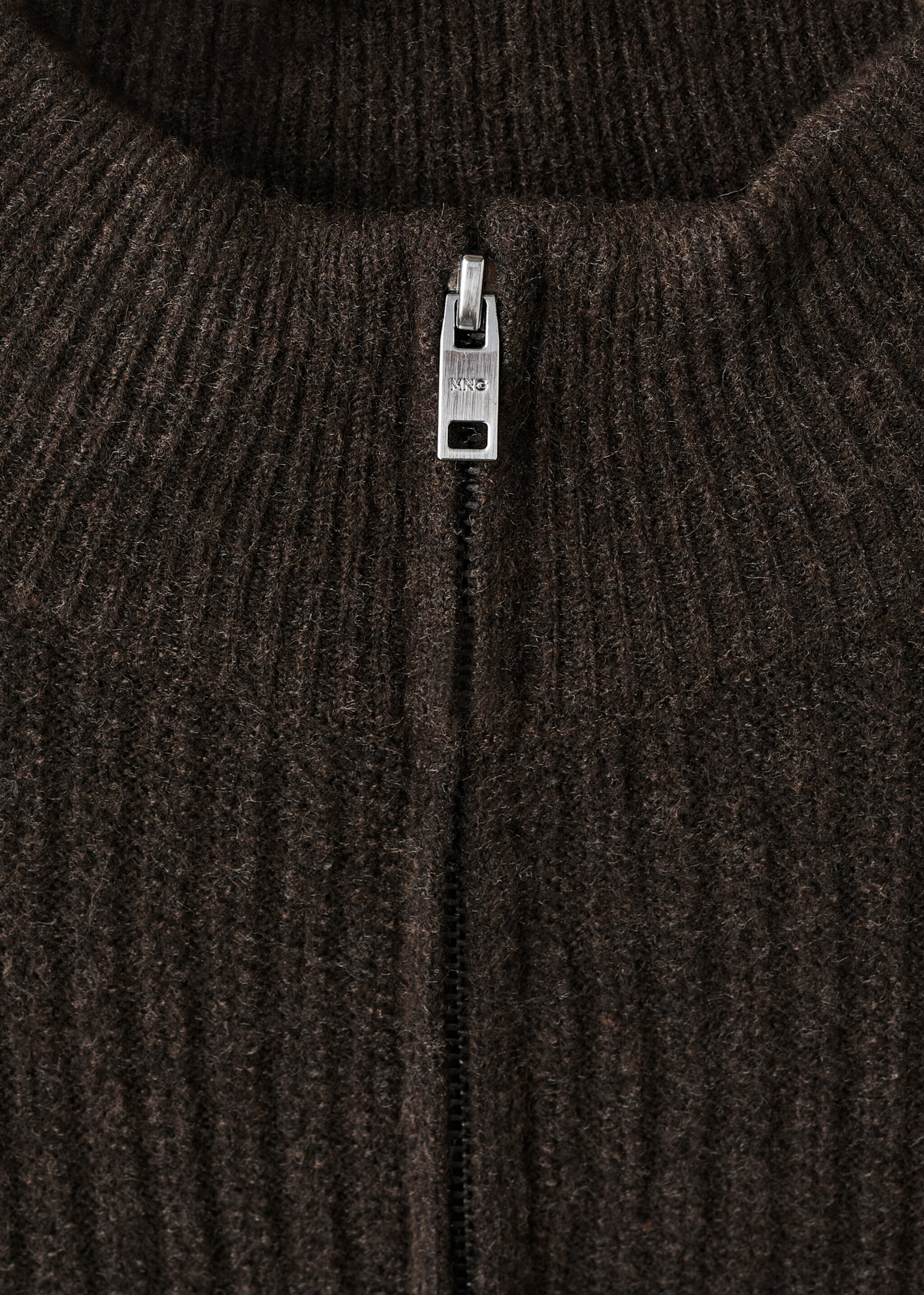 Ribbed sweater with zip neck - Details of the article 8, Brown. Ref: 17007899-00.