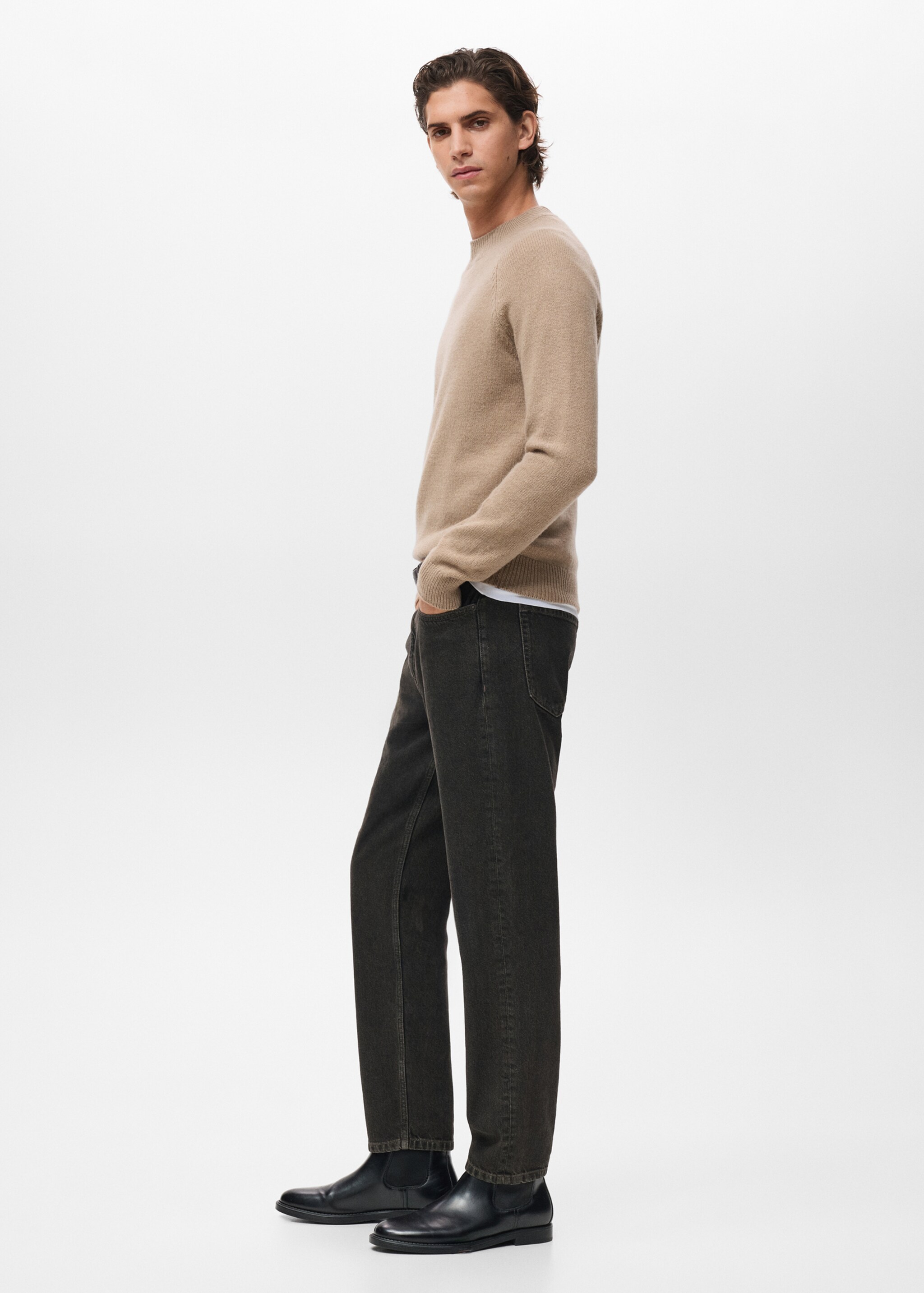 100% Italian wool knitted sweater - Details of the article 2, Medium Brown. Ref: 17007907-00.