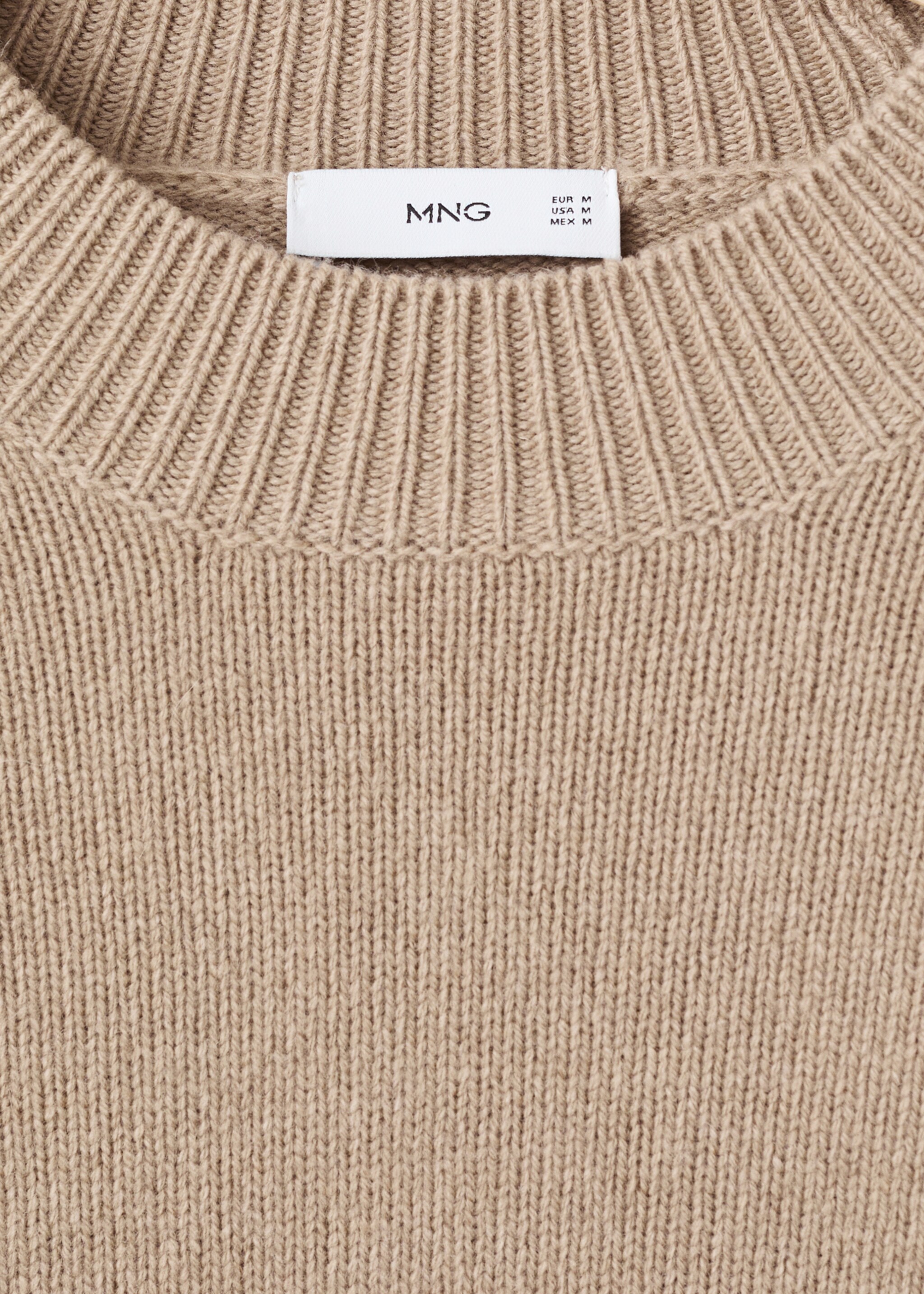 100% Italian wool knitted sweater - Details of the article 8, Medium Brown. Ref: 17007907-00.