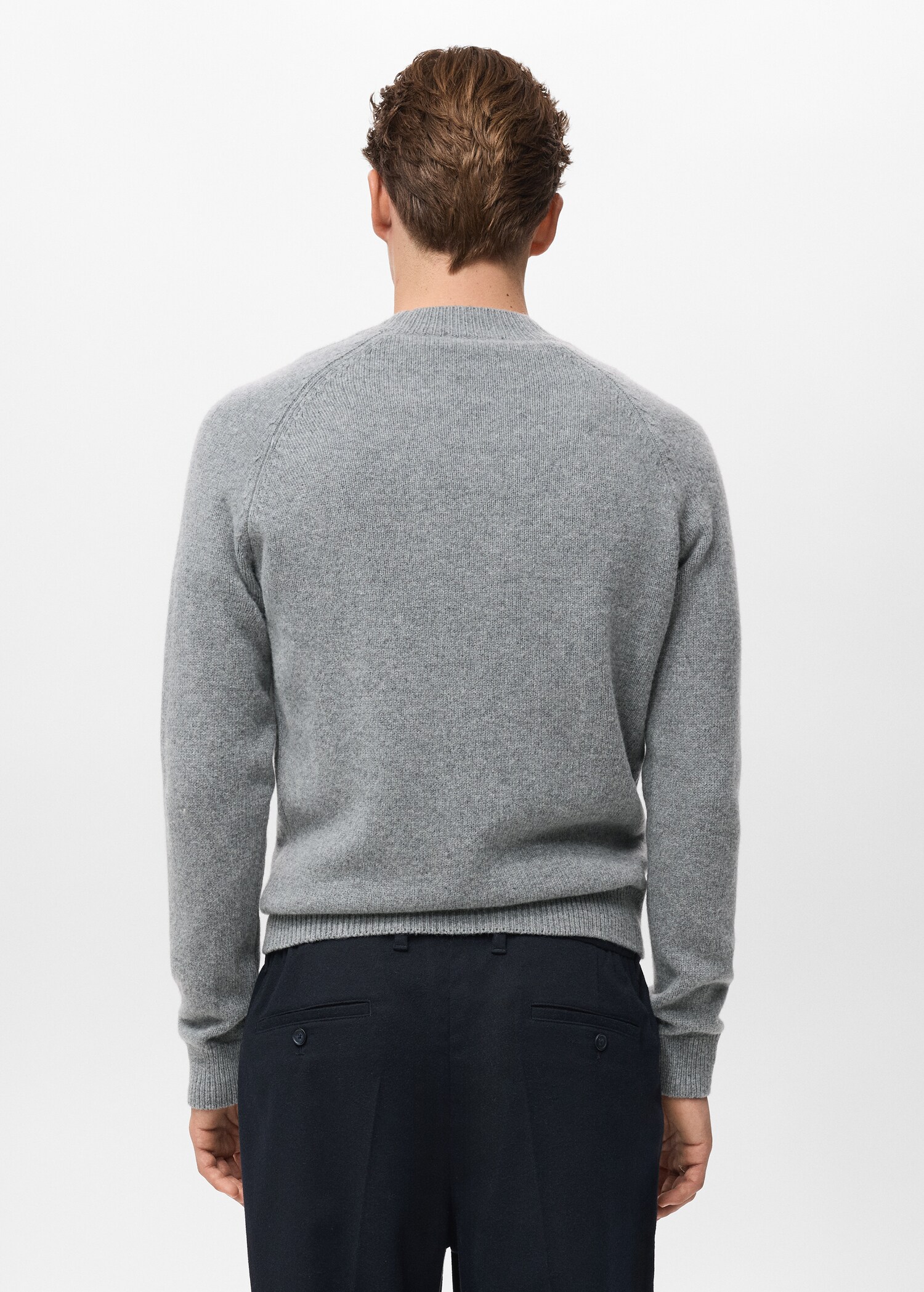 100% Italian wool knitted sweater - Reverse of the article