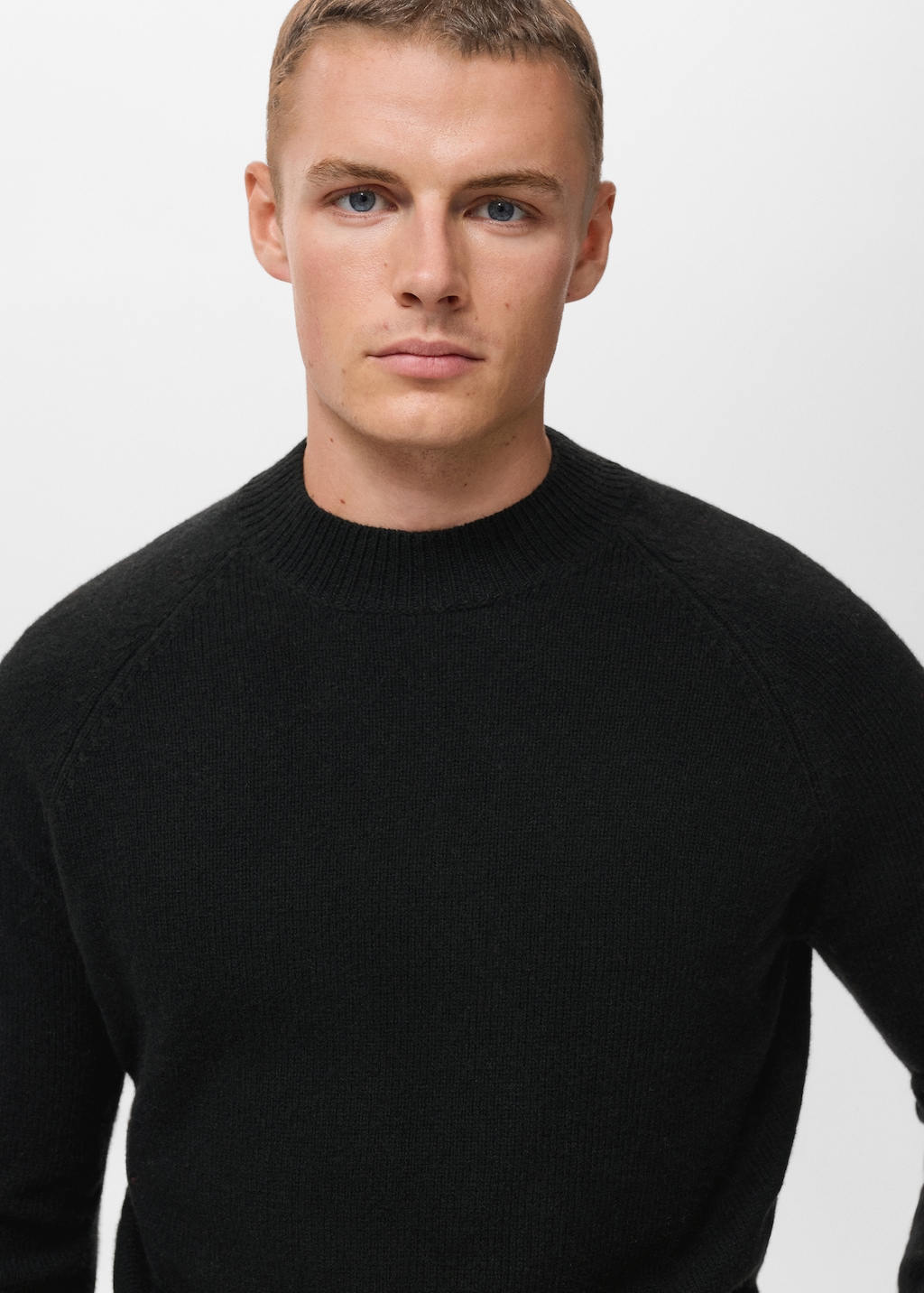 100% Italian wool knitted sweater