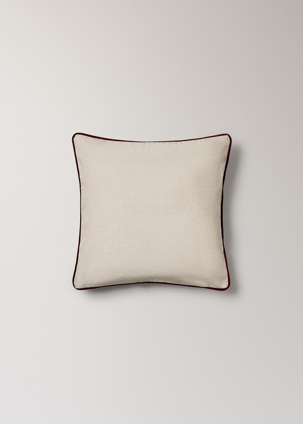 Cushion cover with embroidered detail 40x60cm