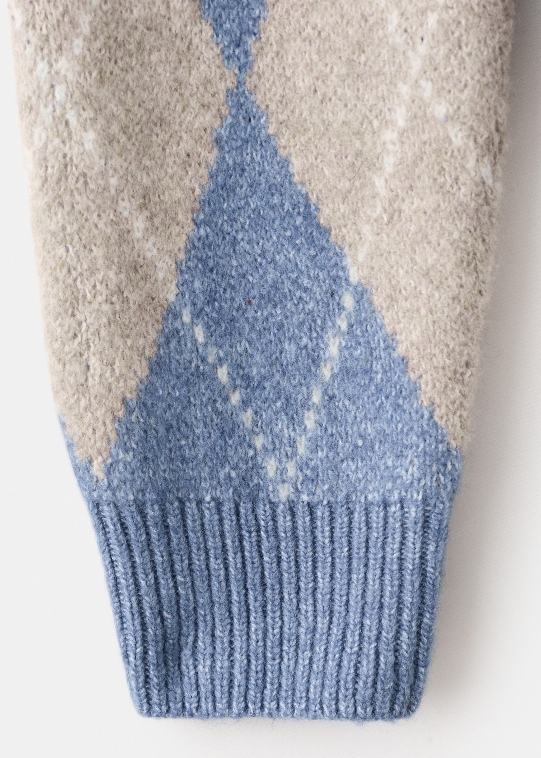 Pull-over motif losanges - Détail de l'article 0, Bleu. Ref: 17008272-00.