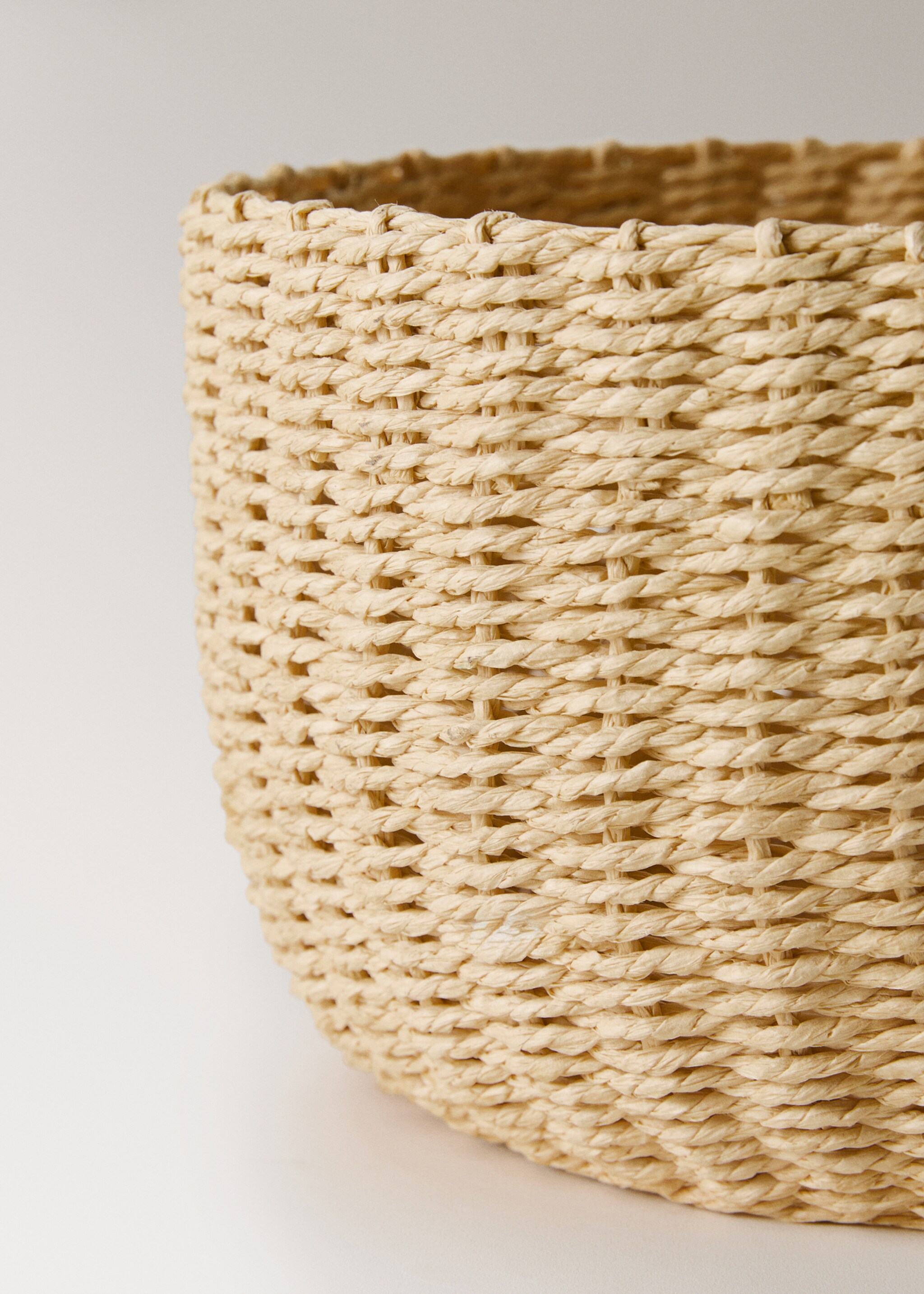 Round paper basket - Details of the article 1, White. Ref: 17008279-00.