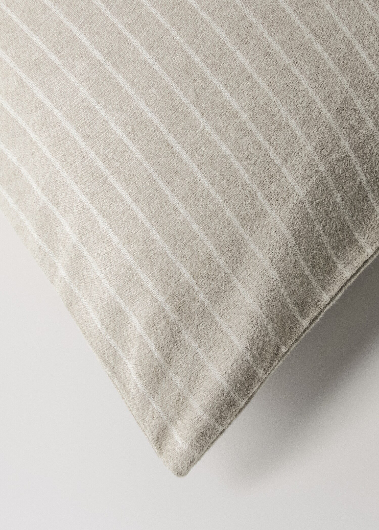 Melange cotton flannel duvet cover with fine-striped yarn for 150/160cm bed - Details of the article 3