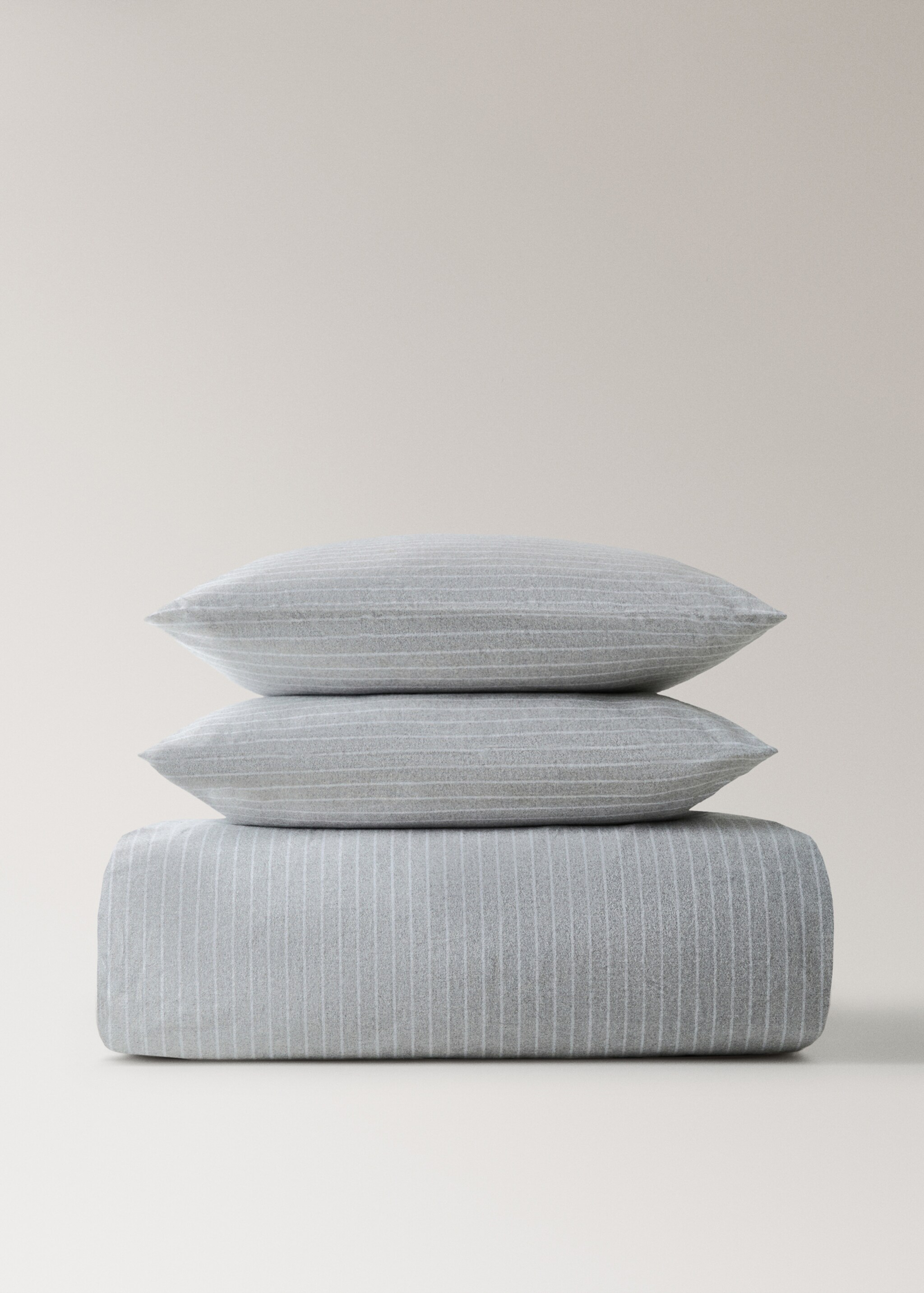 Melange cotton flannel duvet cover with fine-striped yarn for 150/160cm bed - Article without model, Grey. Ref: 17008285-00.