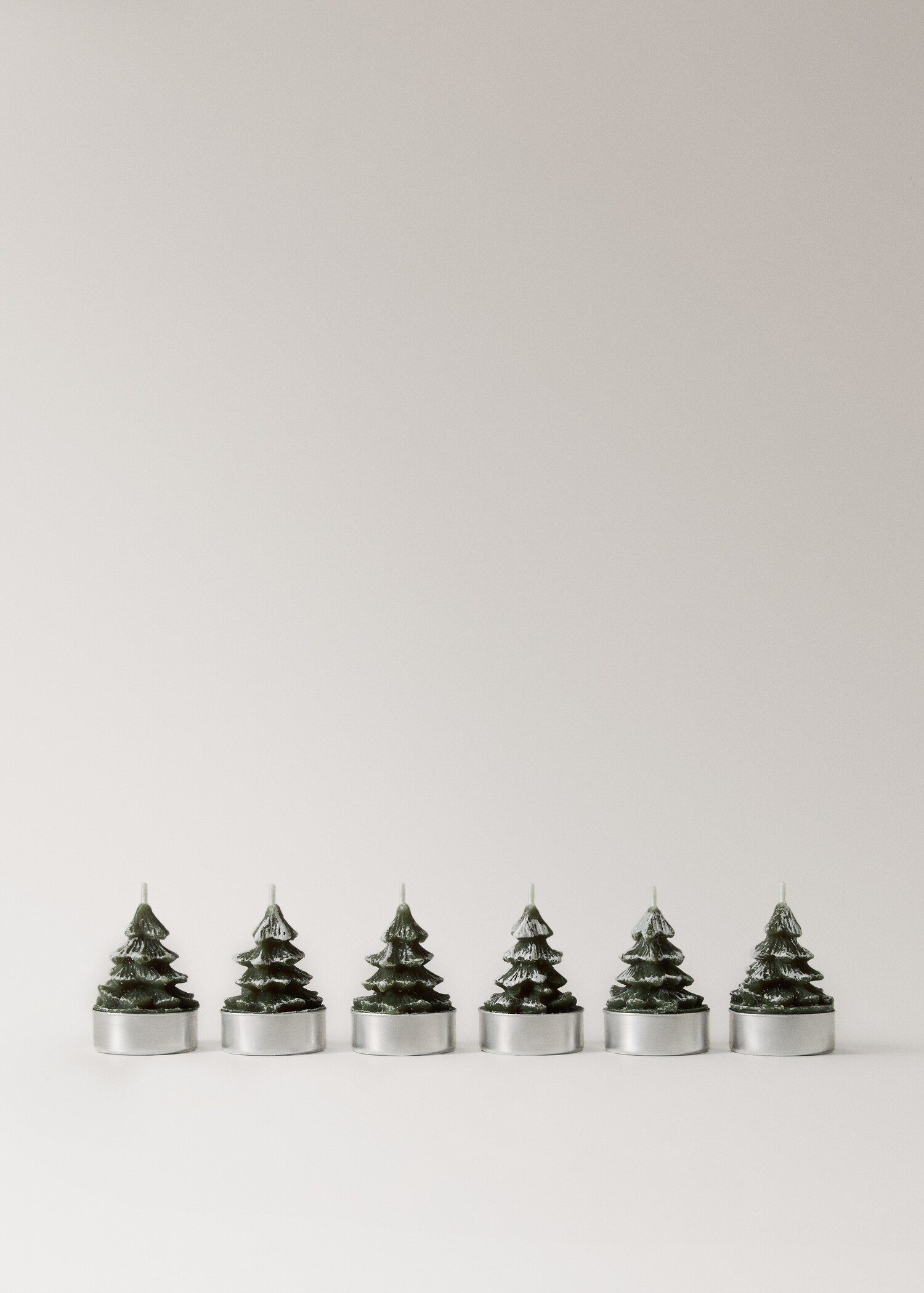 Set of 6 decorative tree-shaped candles - Article without model